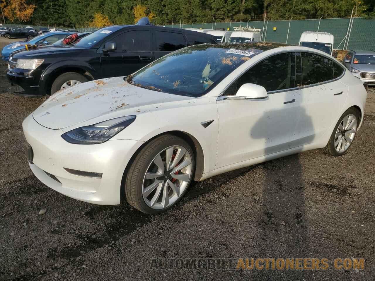 5YJ3E1EB2KF419907 TESLA MODEL 3 2019