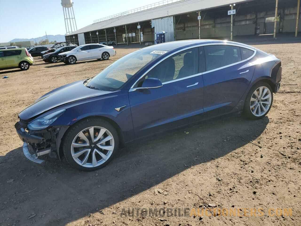 5YJ3E1EB2KF453989 TESLA MODEL 3 2019