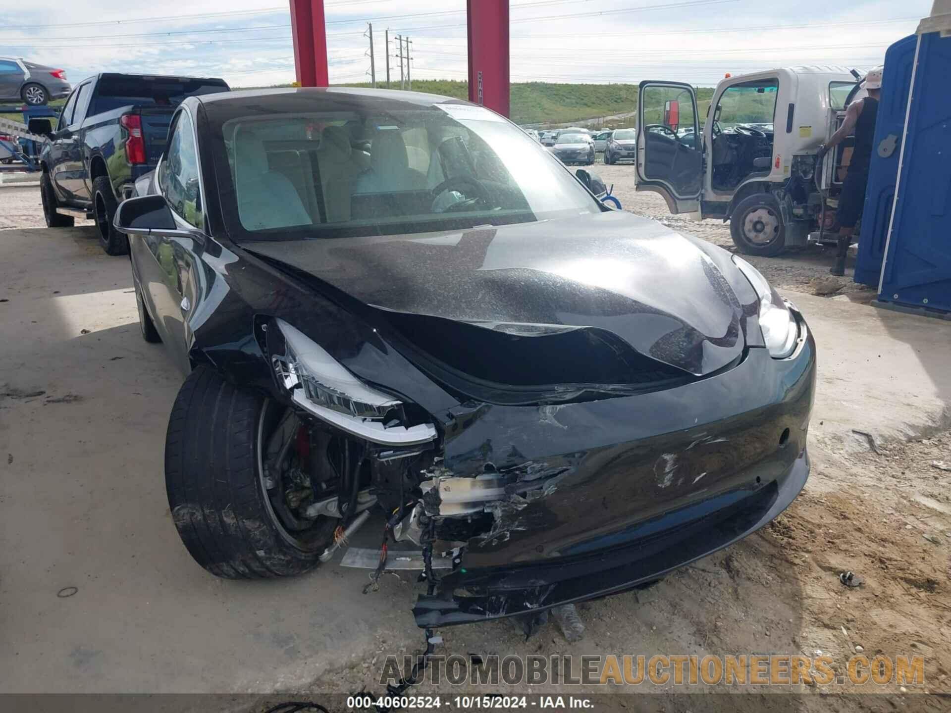 5YJ3E1EB2KF455015 TESLA MODEL 3 2019