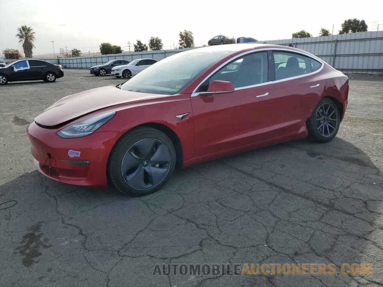 5YJ3E1EB2KF465026 TESLA MODEL 3 2019