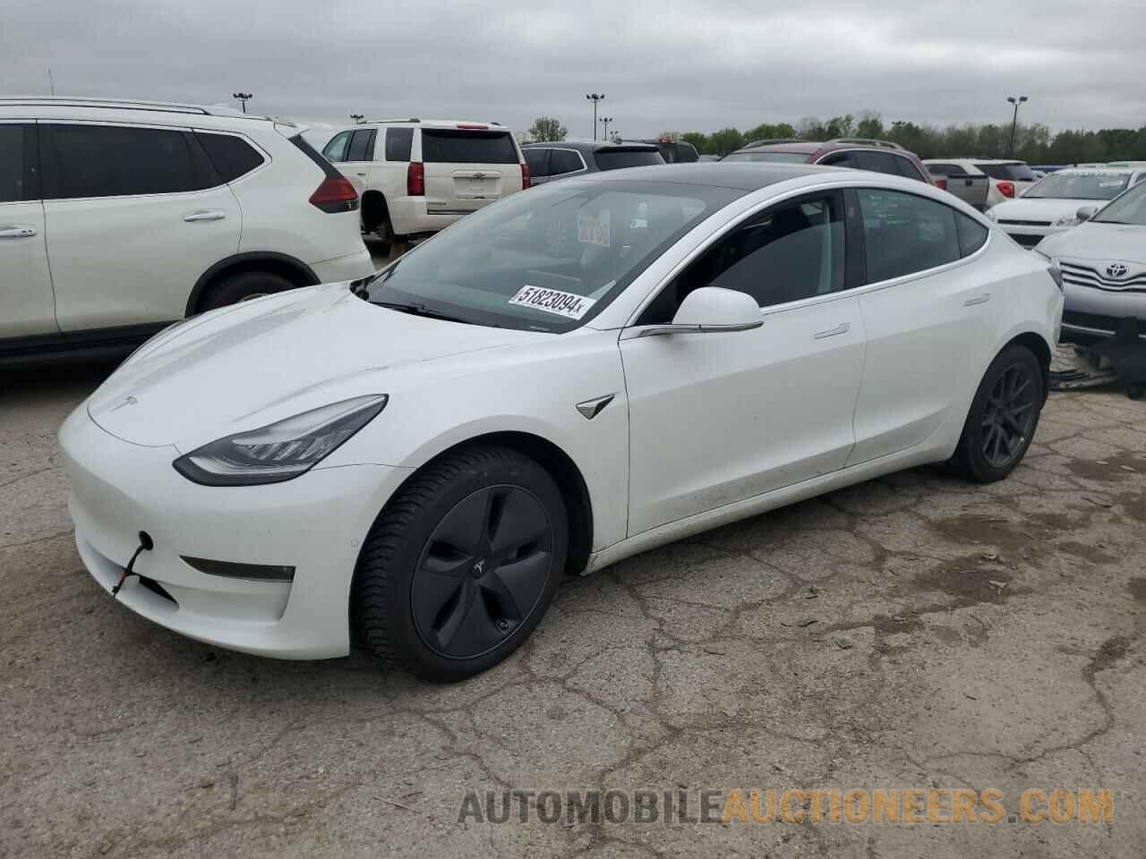 5YJ3E1EB2KF493621 TESLA MODEL 3 2019