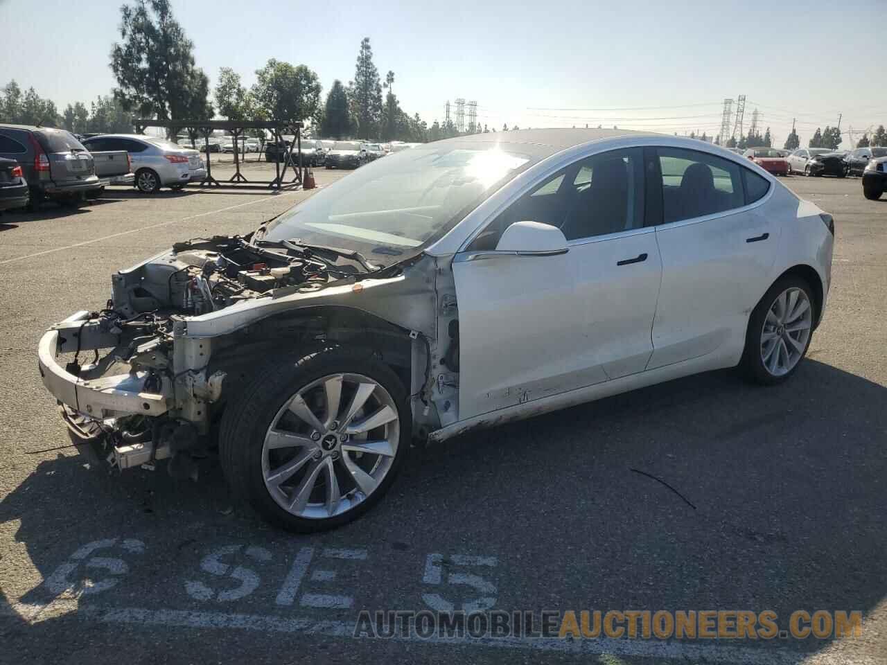 5YJ3E1EB2KF512653 TESLA MODEL 3 2019