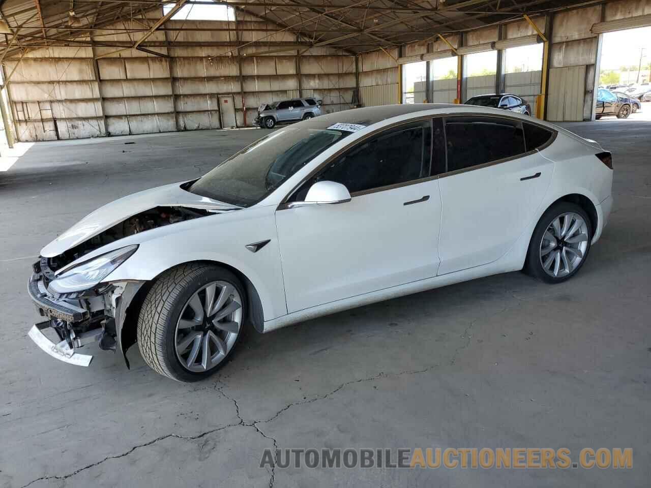 5YJ3E1EB2KF512667 TESLA MODEL 3 2019