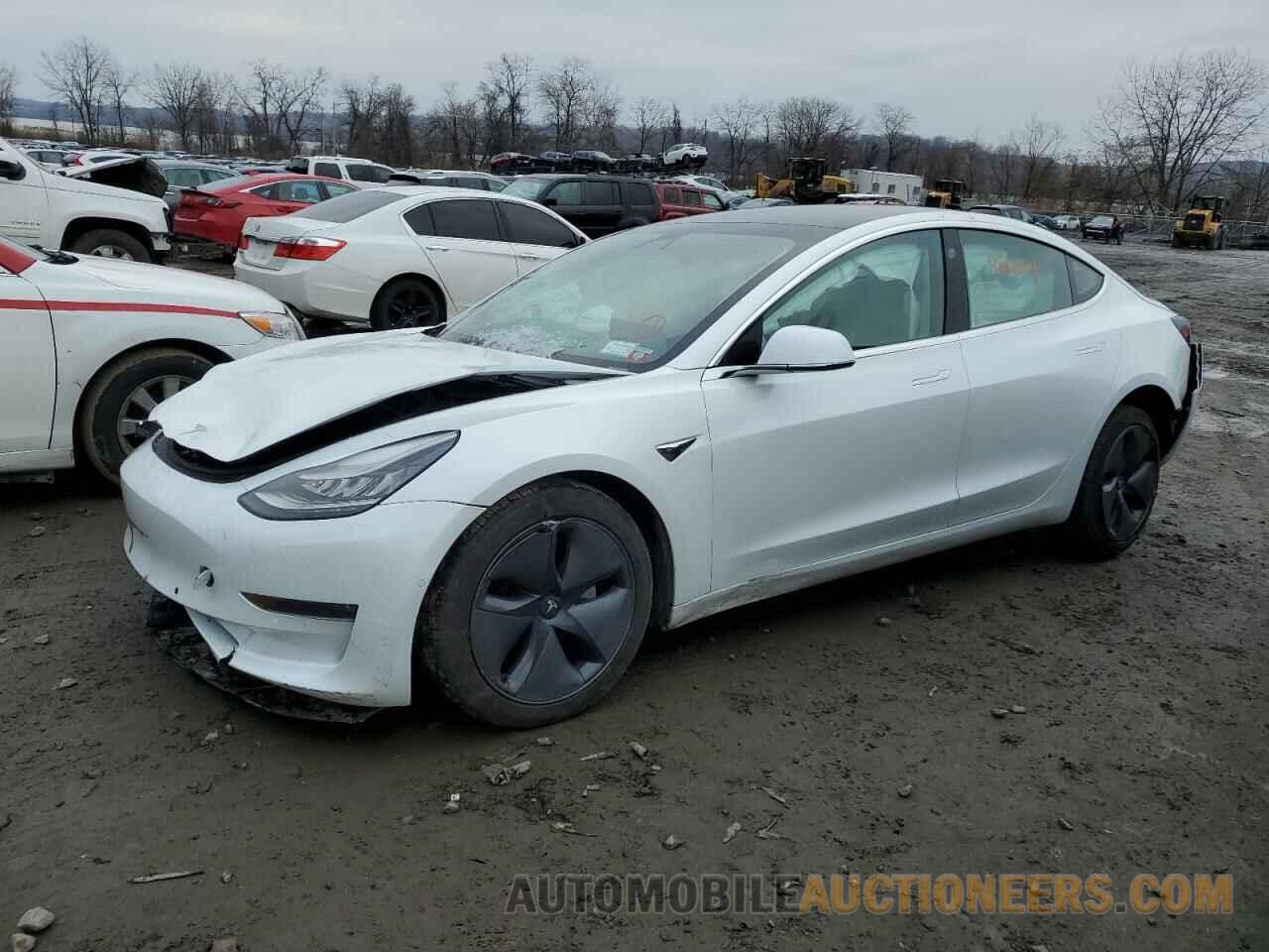 5YJ3E1EB2KF513172 TESLA MODEL 3 2019