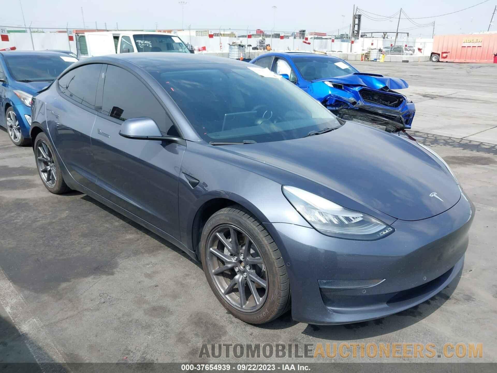 5YJ3E1EB2KF535219 TESLA MODEL 3 2019