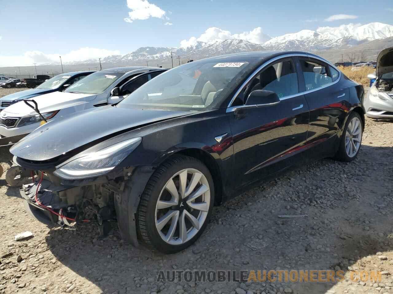 5YJ3E1EB2LF600698 TESLA MODEL 3 2020