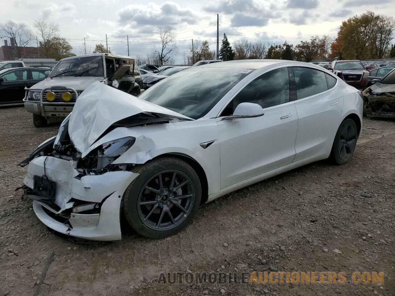 5YJ3E1EB2LF617923 TESLA MODEL 3 2020