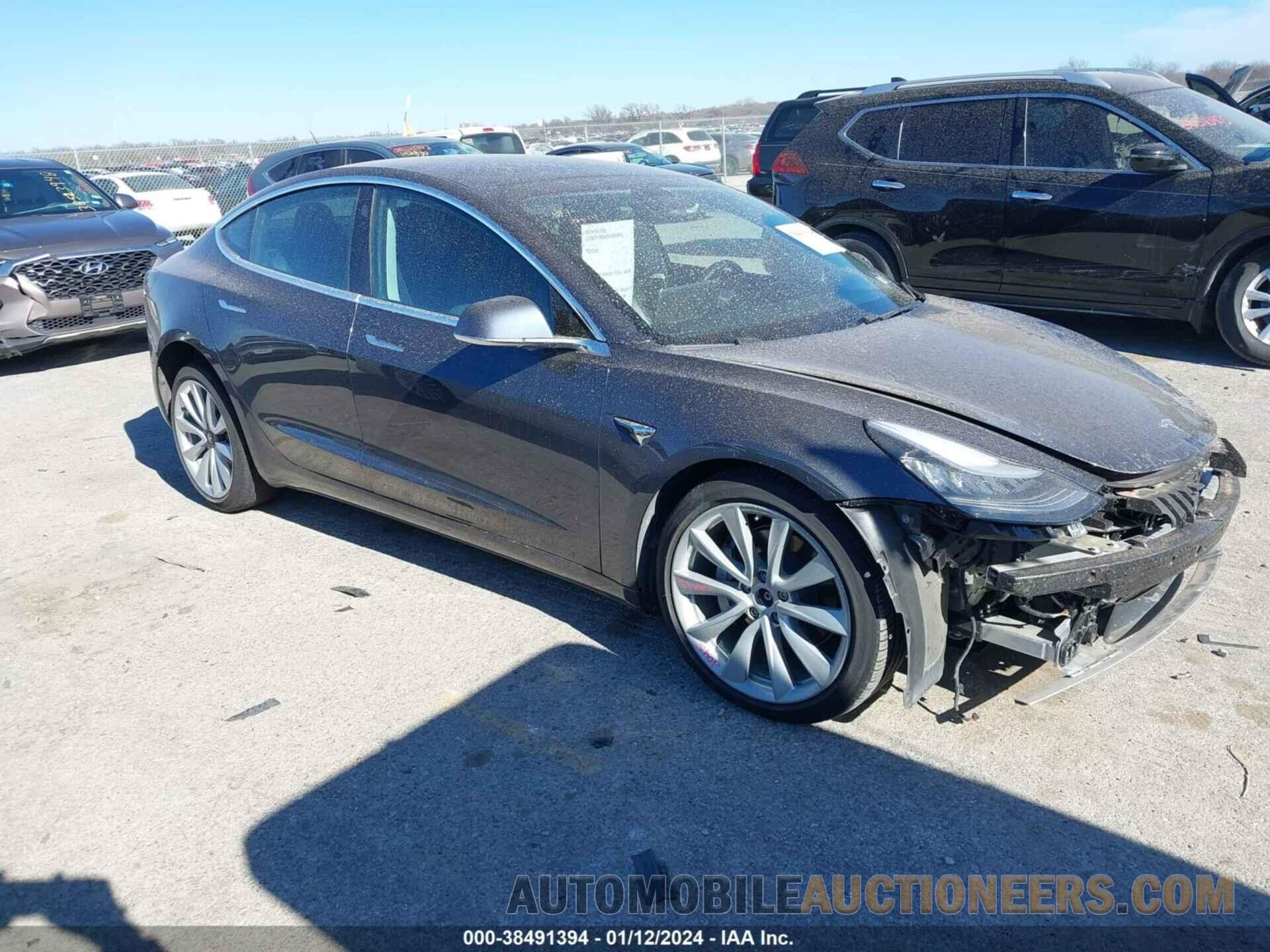 5YJ3E1EB2LF619963 TESLA MODEL 3 2020