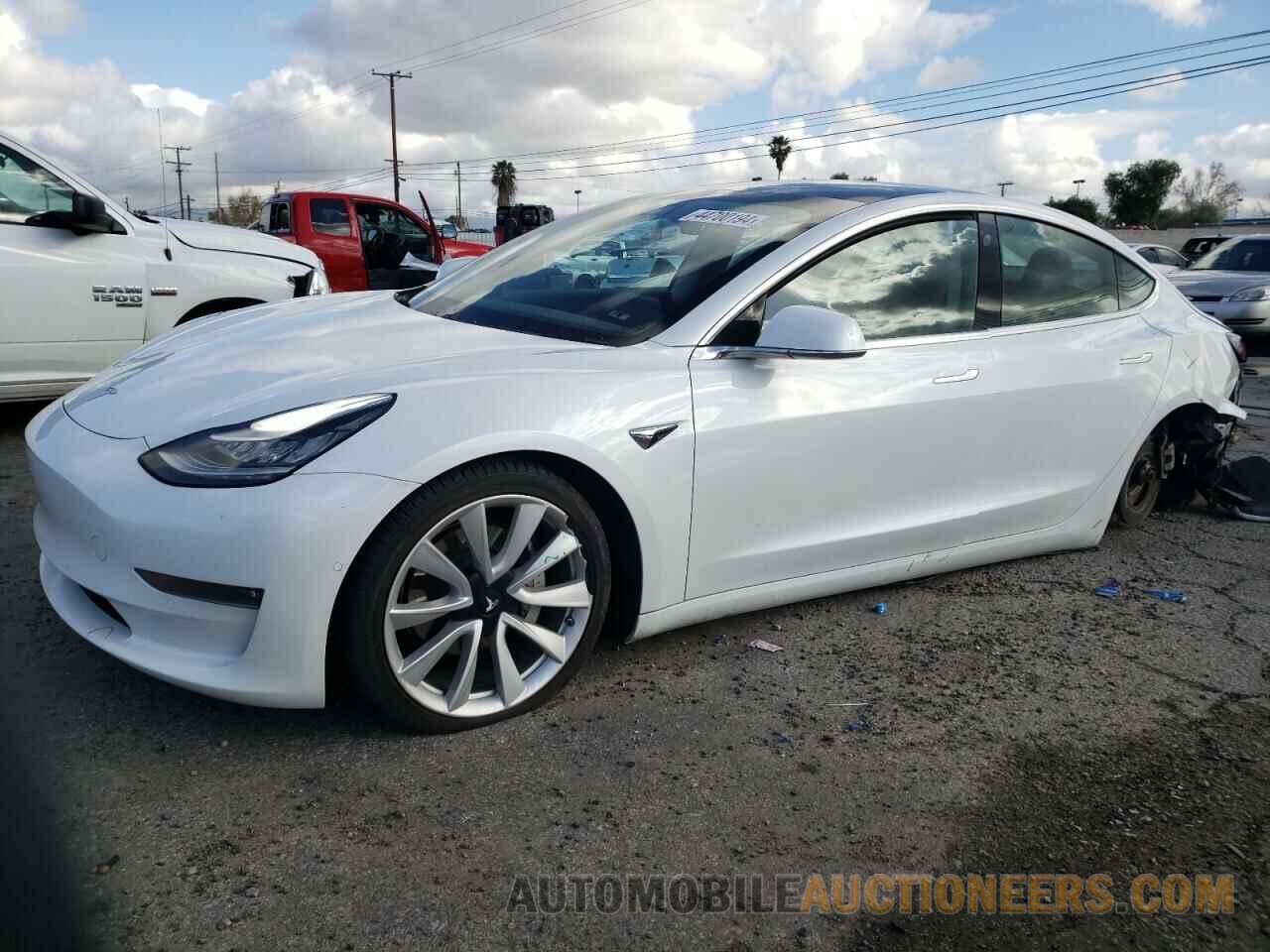 5YJ3E1EB2LF735695 TESLA MODEL 3 2020