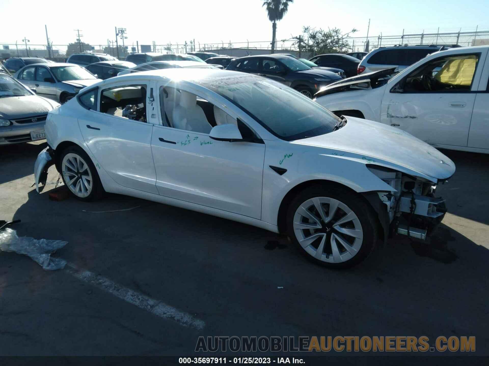 5YJ3E1EB2MF015654 TESLA MODEL 3 2021