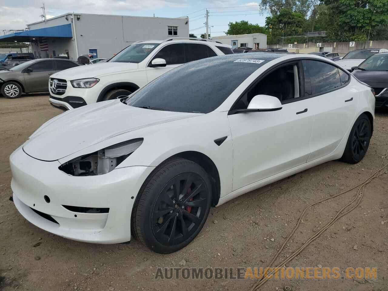 5YJ3E1EB2MF045141 TESLA MODEL 3 2021