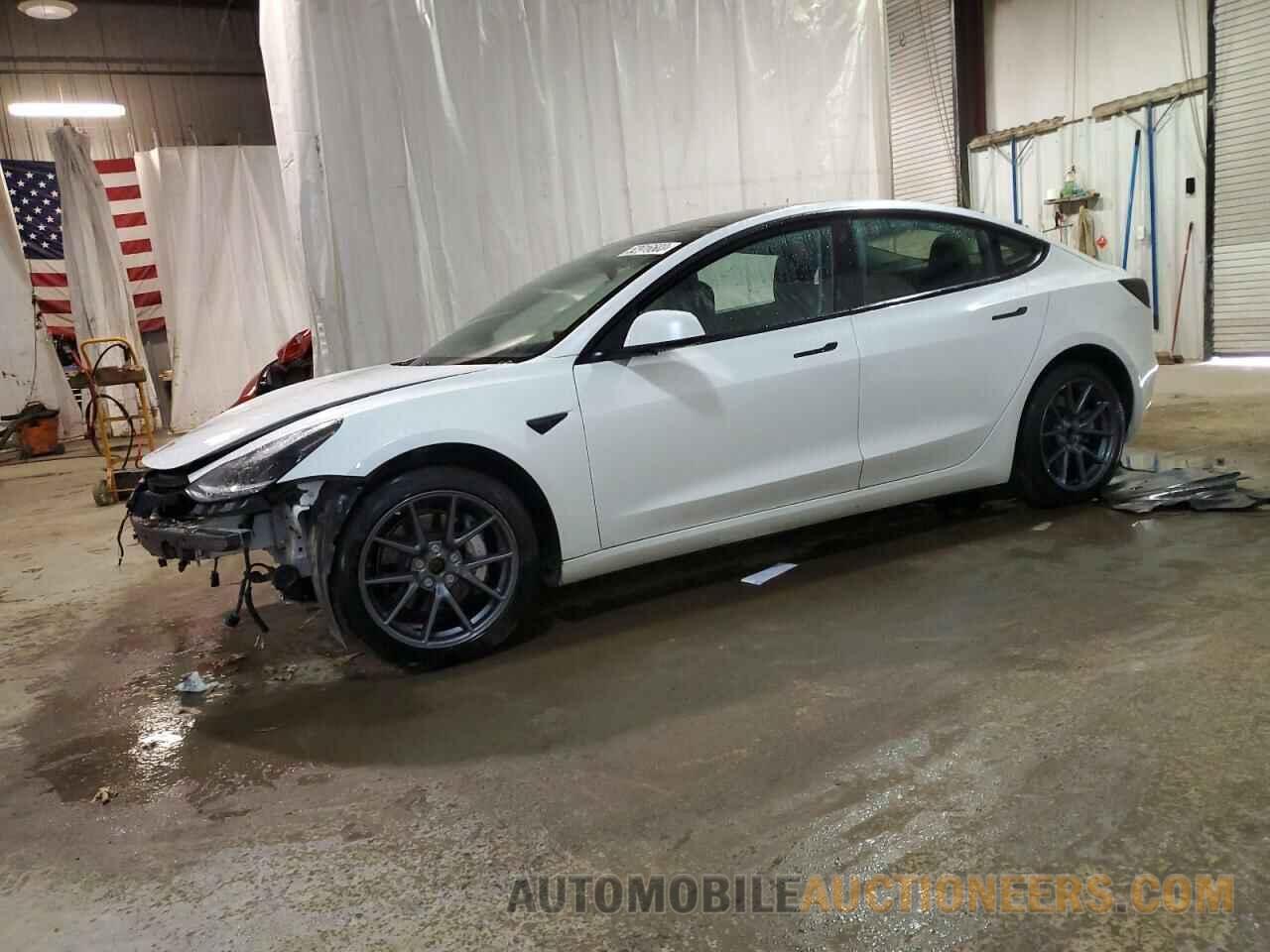 5YJ3E1EB2MF055913 TESLA MODEL 3 2021