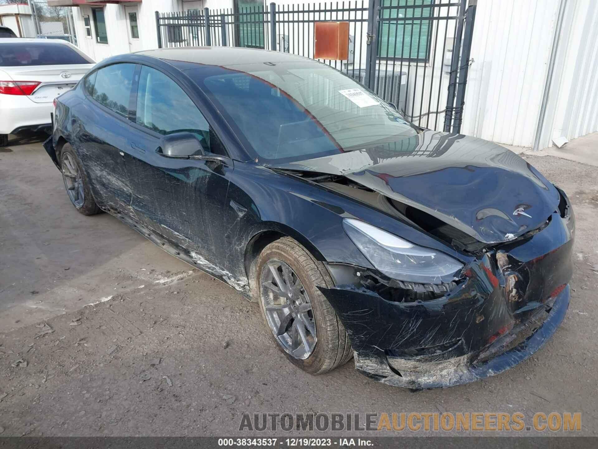 5YJ3E1EB2MF085395 TESLA MODEL 3 2021