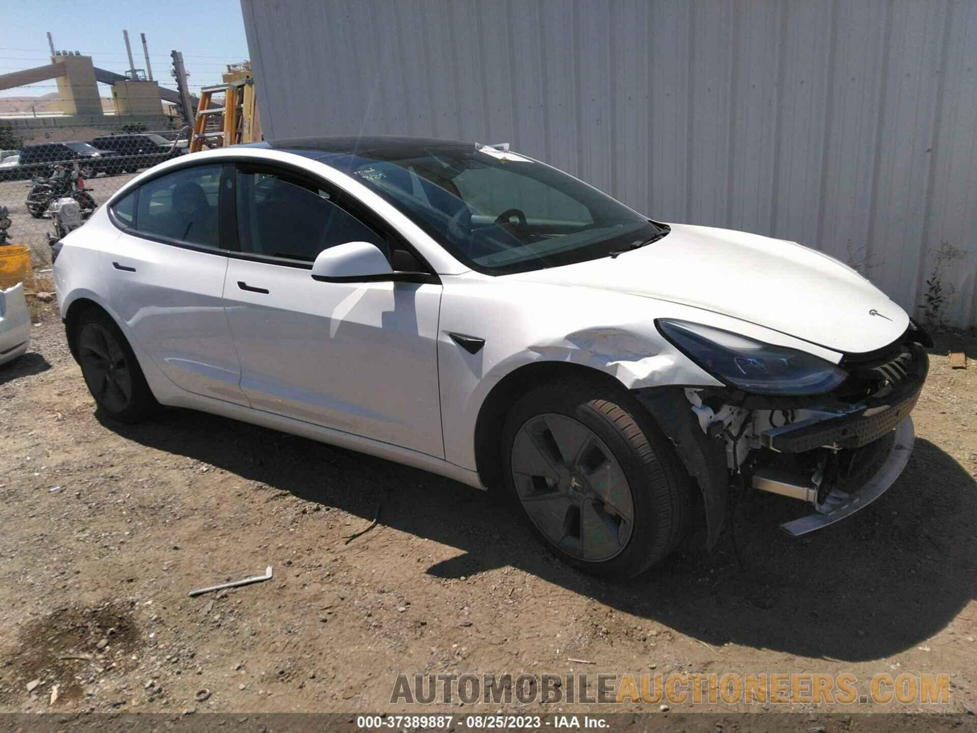 5YJ3E1EB2MF099863 TESLA MODEL 3 2021