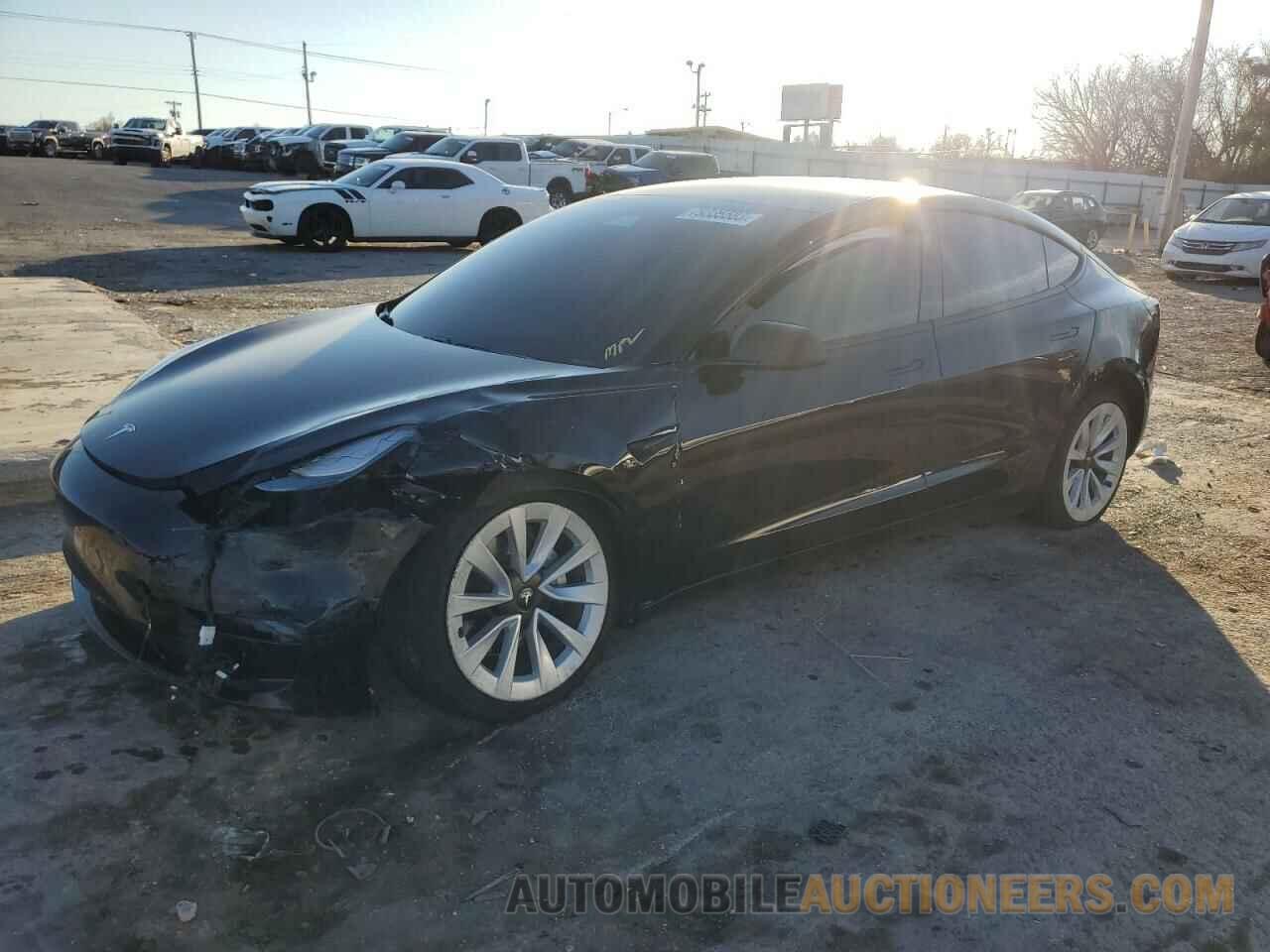 5YJ3E1EB2MF975010 TESLA MODEL 3 2021