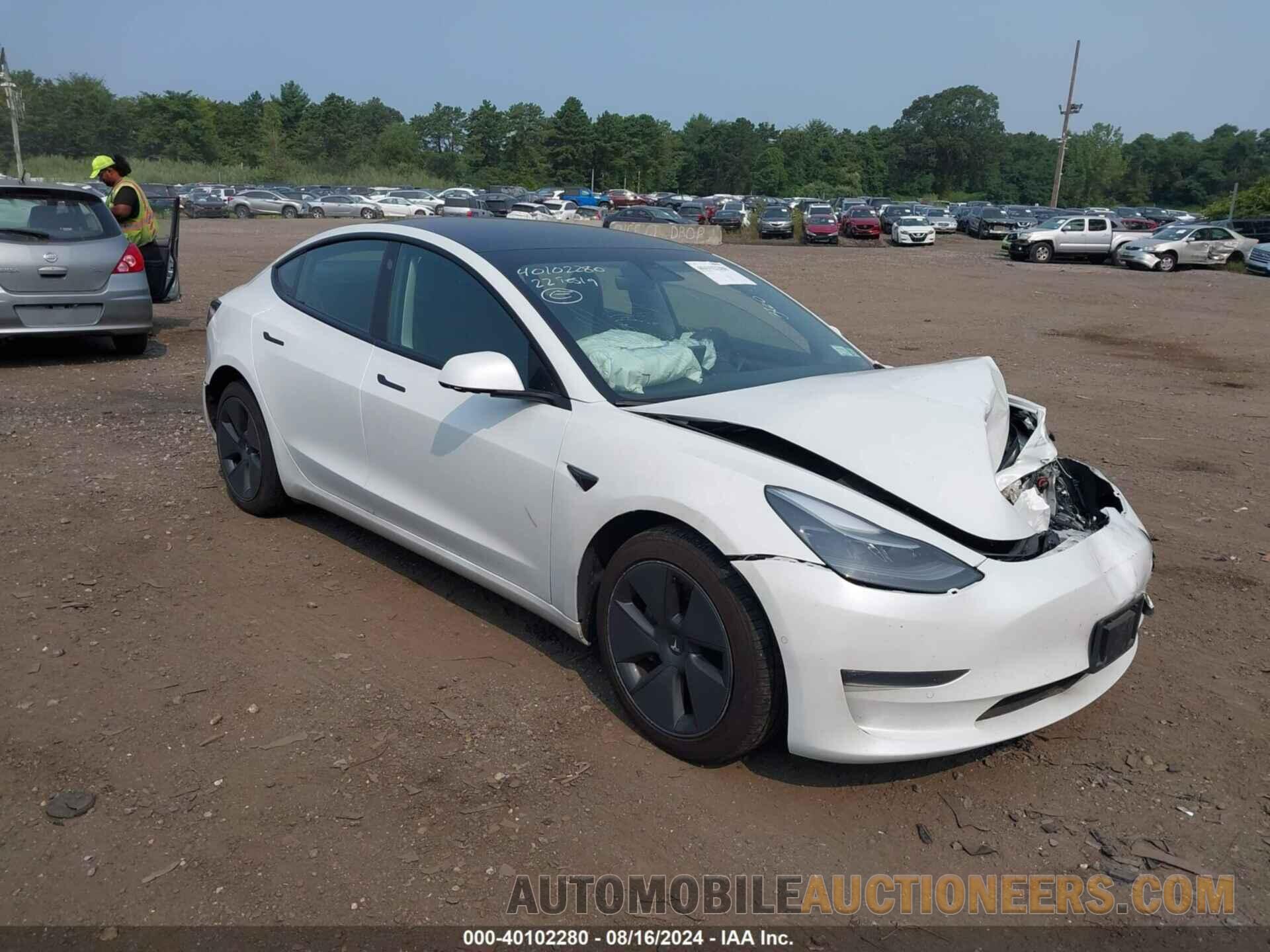 5YJ3E1EB2NF106912 TESLA MODEL 3 2022