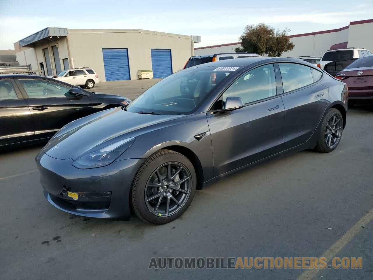 5YJ3E1EB2NF121989 TESLA MODEL 3 2022