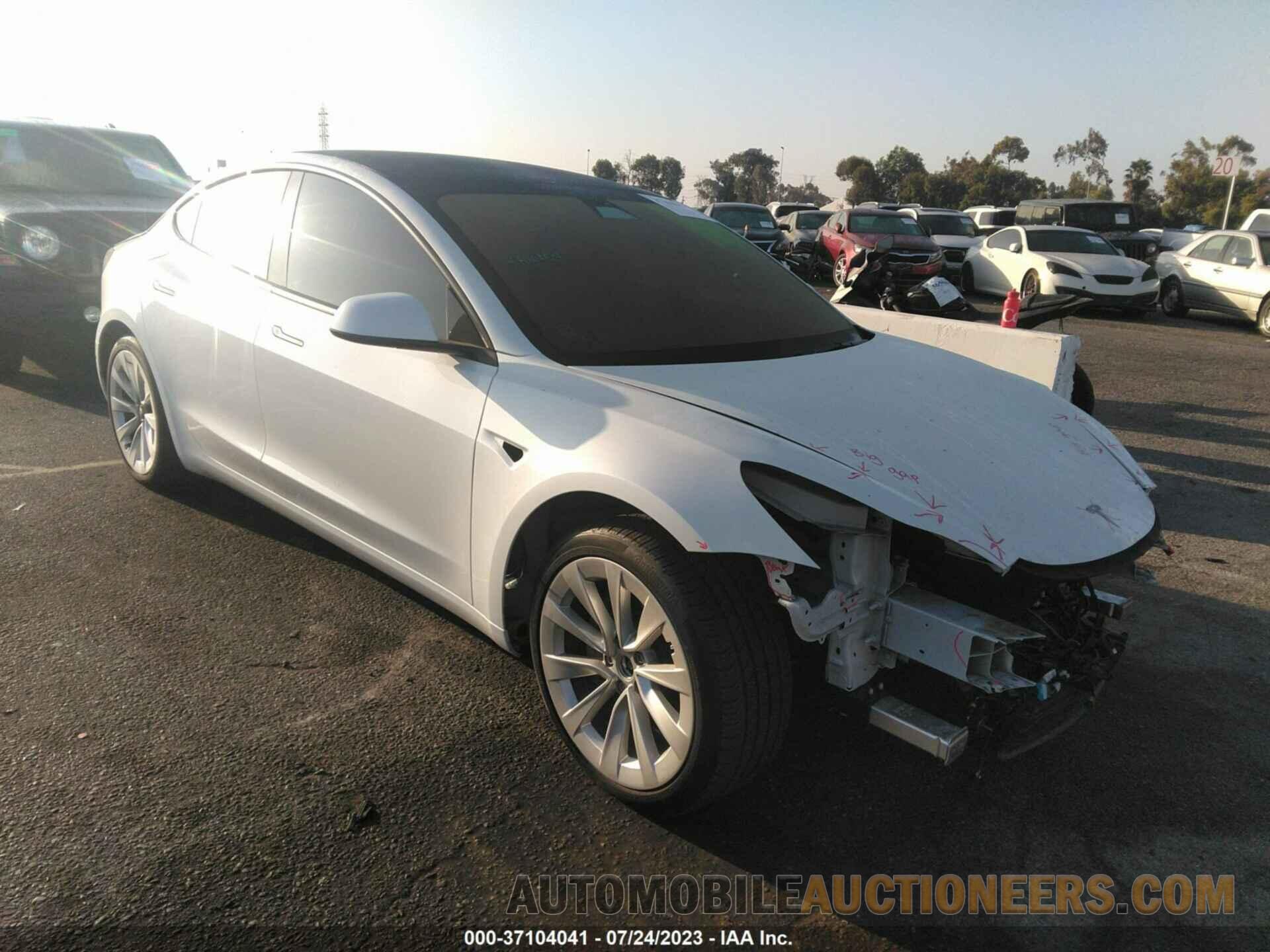 5YJ3E1EB2NF132460 TESLA MODEL 3 2022