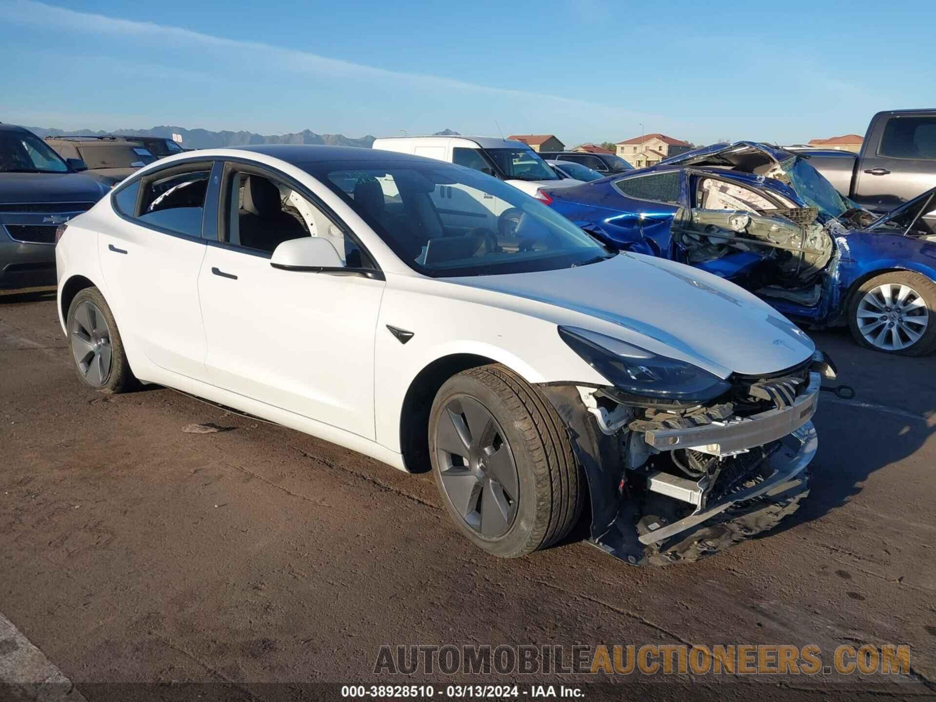 5YJ3E1EB2NF135360 TESLA MODEL 3 2022