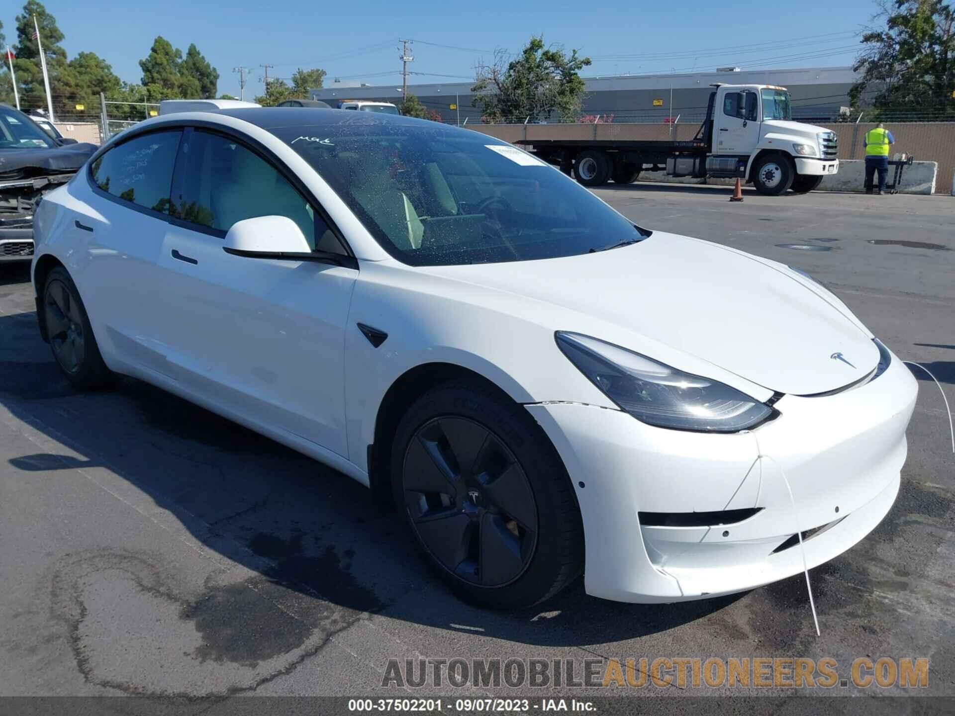 5YJ3E1EB2NF137383 TESLA MODEL 3 2022