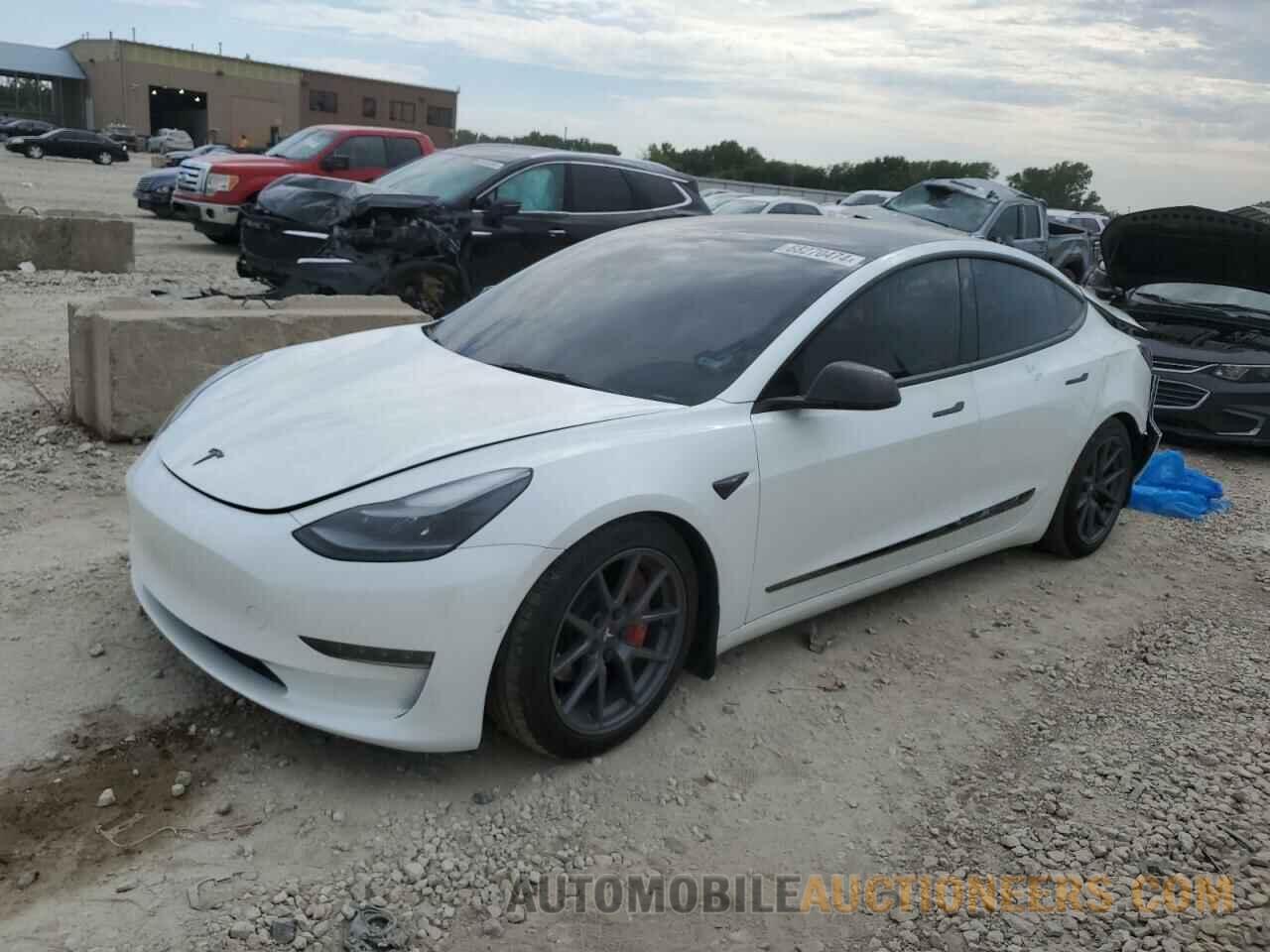 5YJ3E1EB2NF166155 TESLA MODEL 3 2022