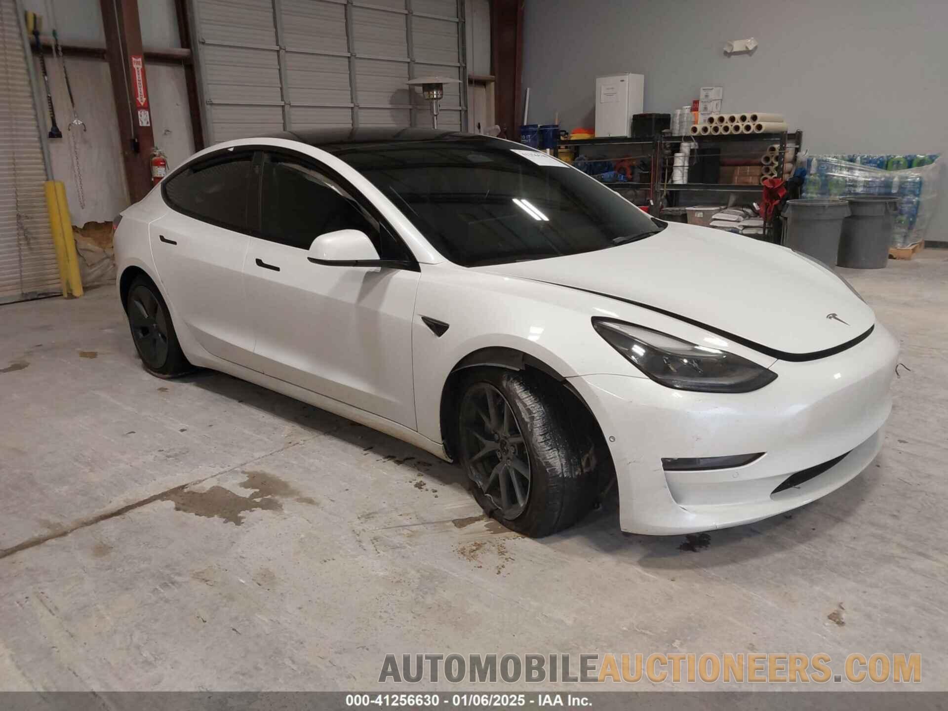 5YJ3E1EB2NF169847 TESLA MODEL 3 2022