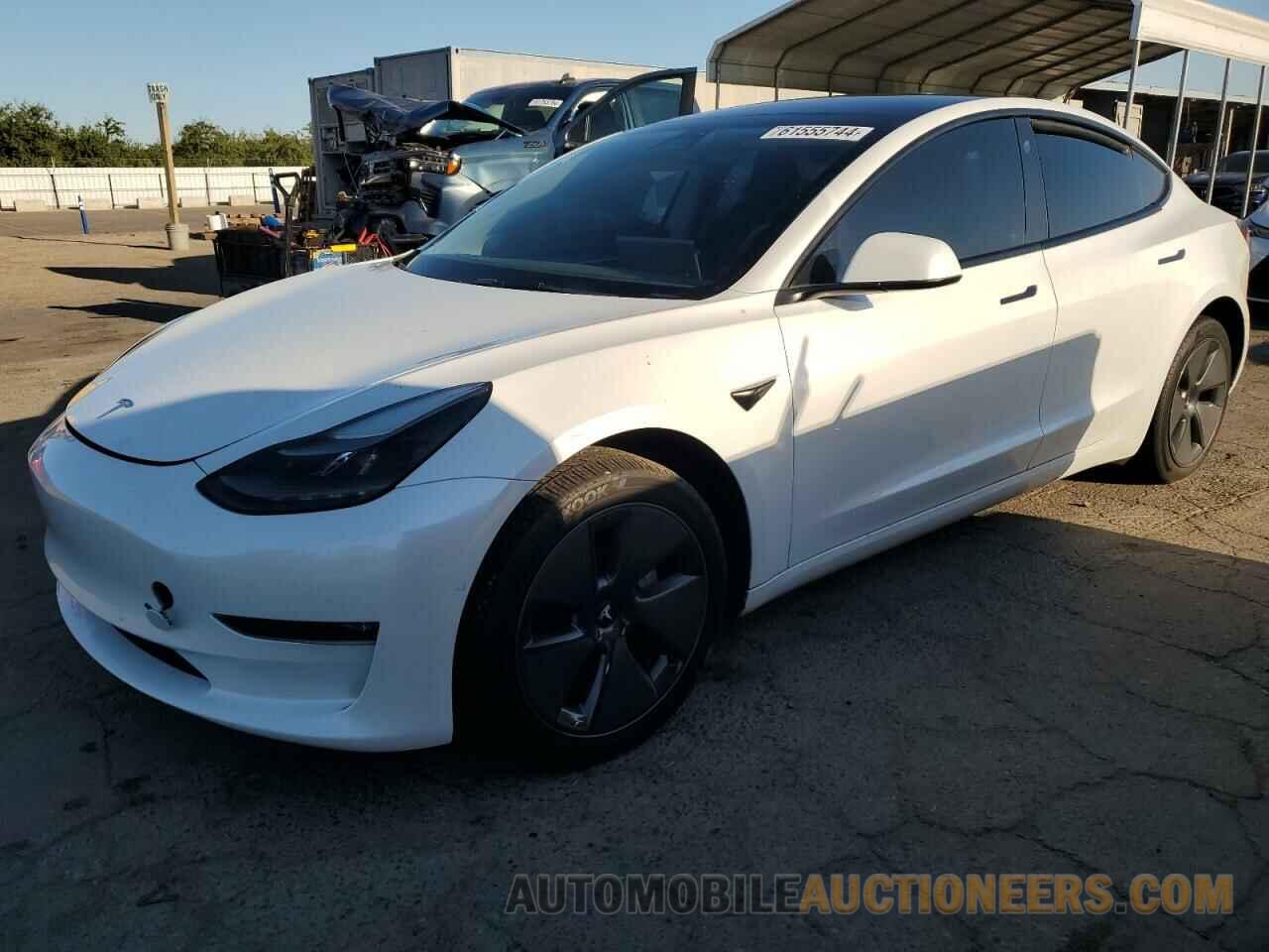 5YJ3E1EB2NF209702 TESLA MODEL 3 2022