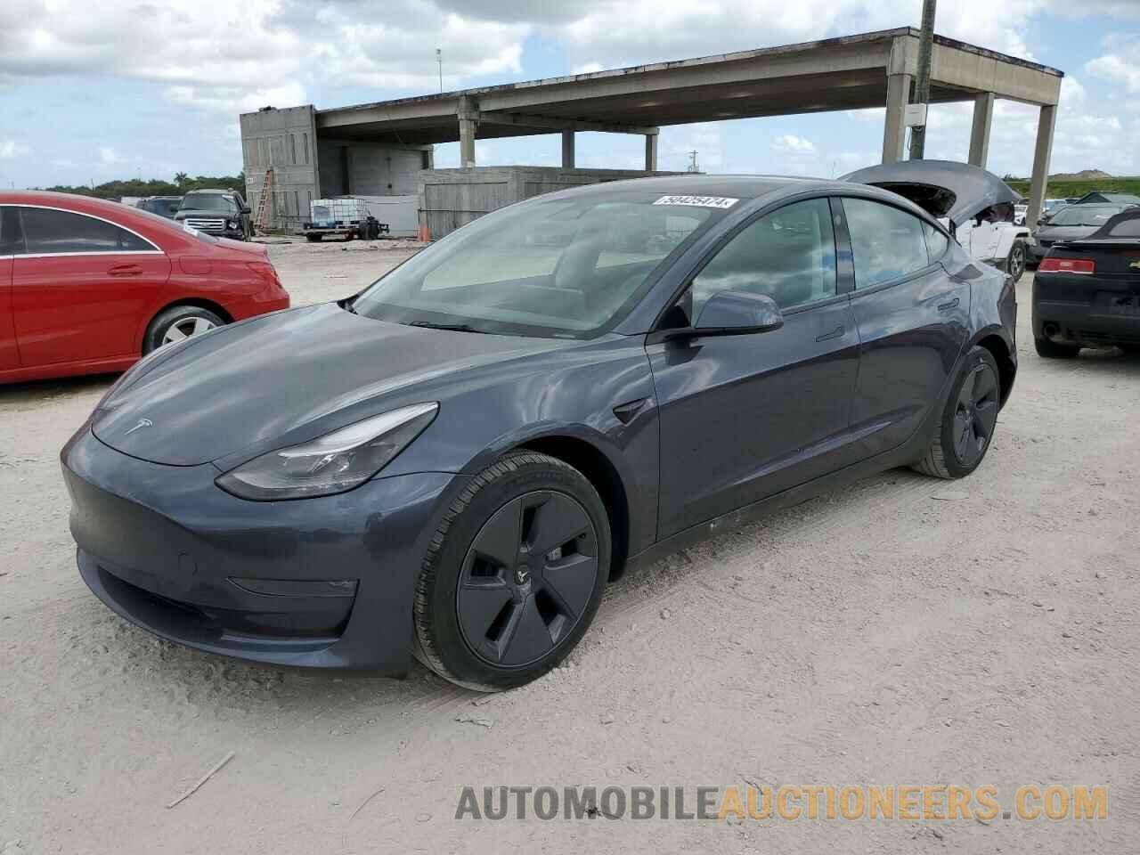 5YJ3E1EB2NF242635 TESLA MODEL 3 2022