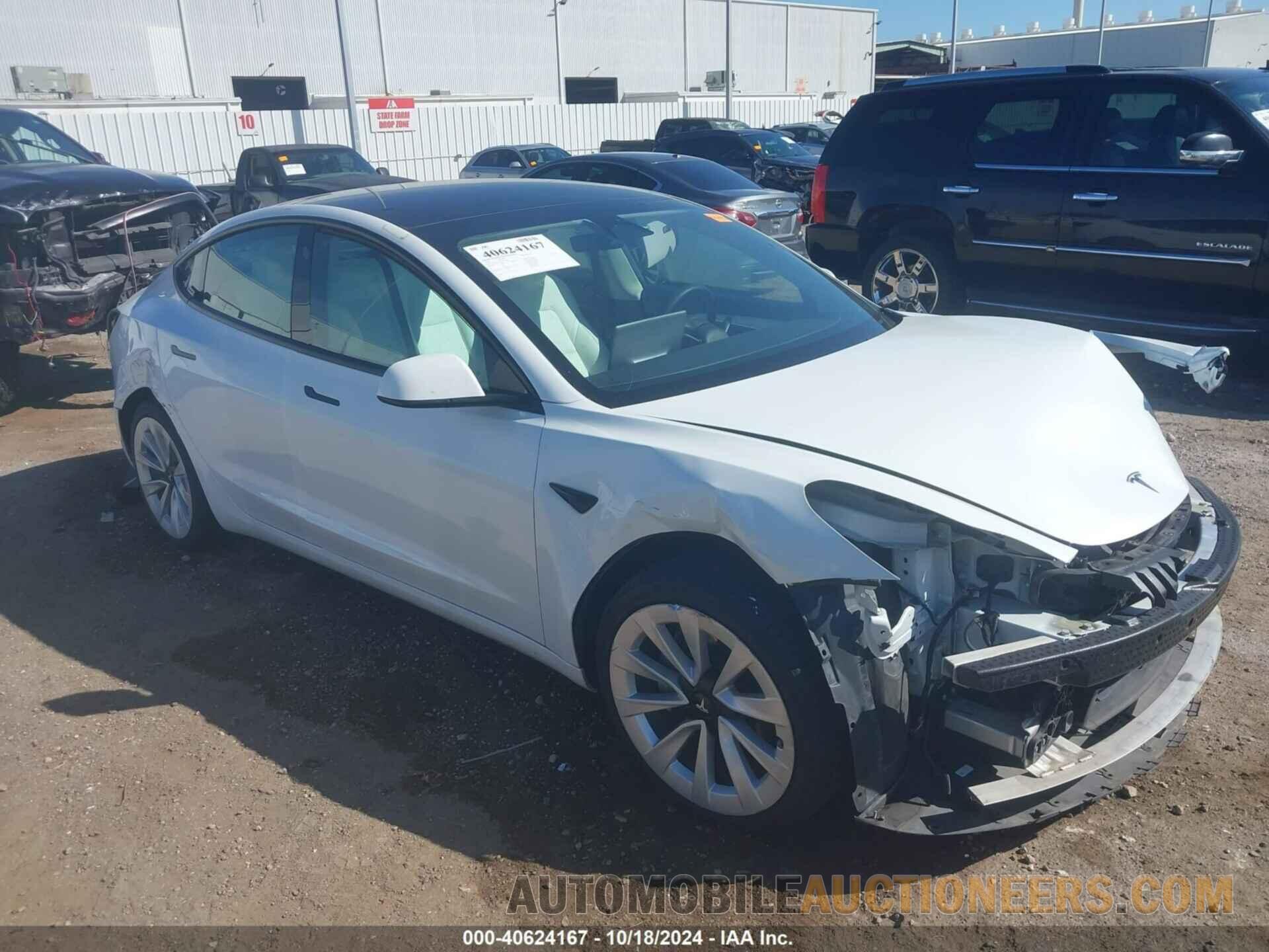 5YJ3E1EB2NF259015 TESLA MODEL 3 2022