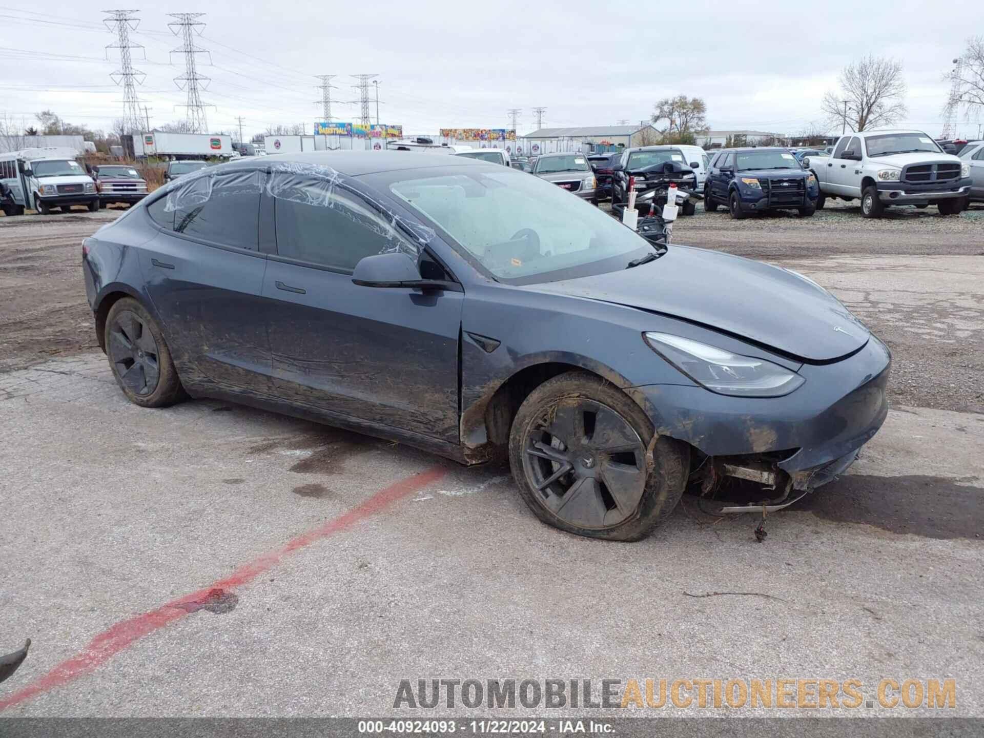 5YJ3E1EB2NF264165 TESLA MODEL 3 2022