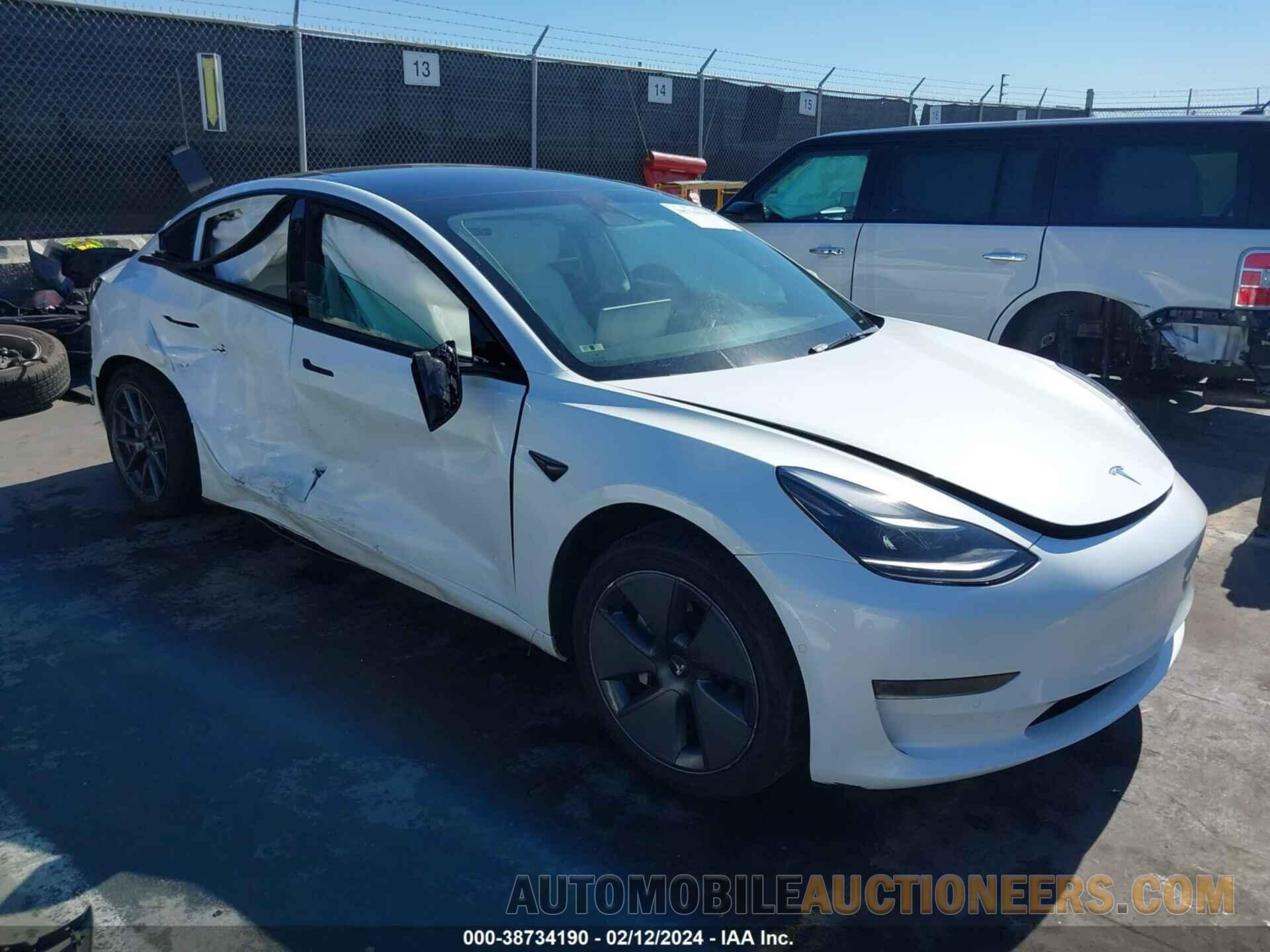 5YJ3E1EB2NF268331 TESLA MODEL 3 2022