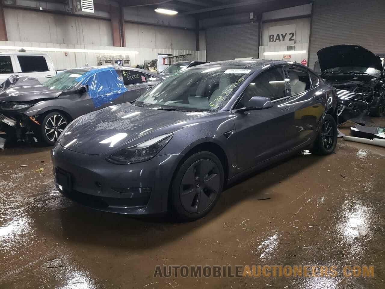 5YJ3E1EB2NF268703 TESLA MODEL 3 2022