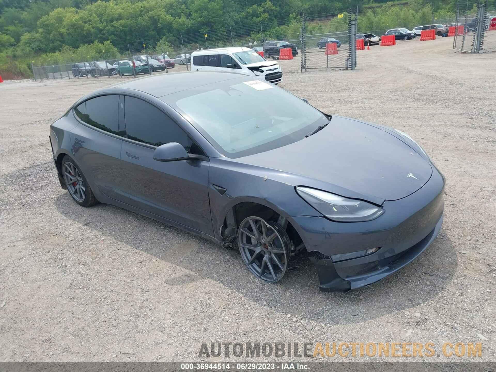 5YJ3E1EB2NF270676 TESLA MODEL 3 2022