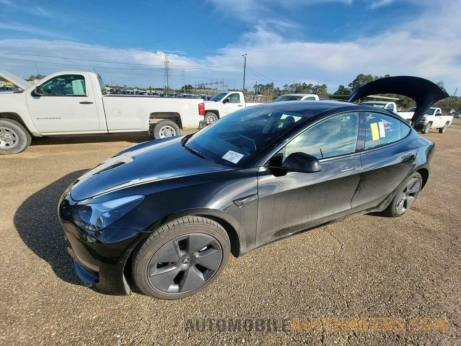 5YJ3E1EB2NF286098 Tesla Model 3 2022