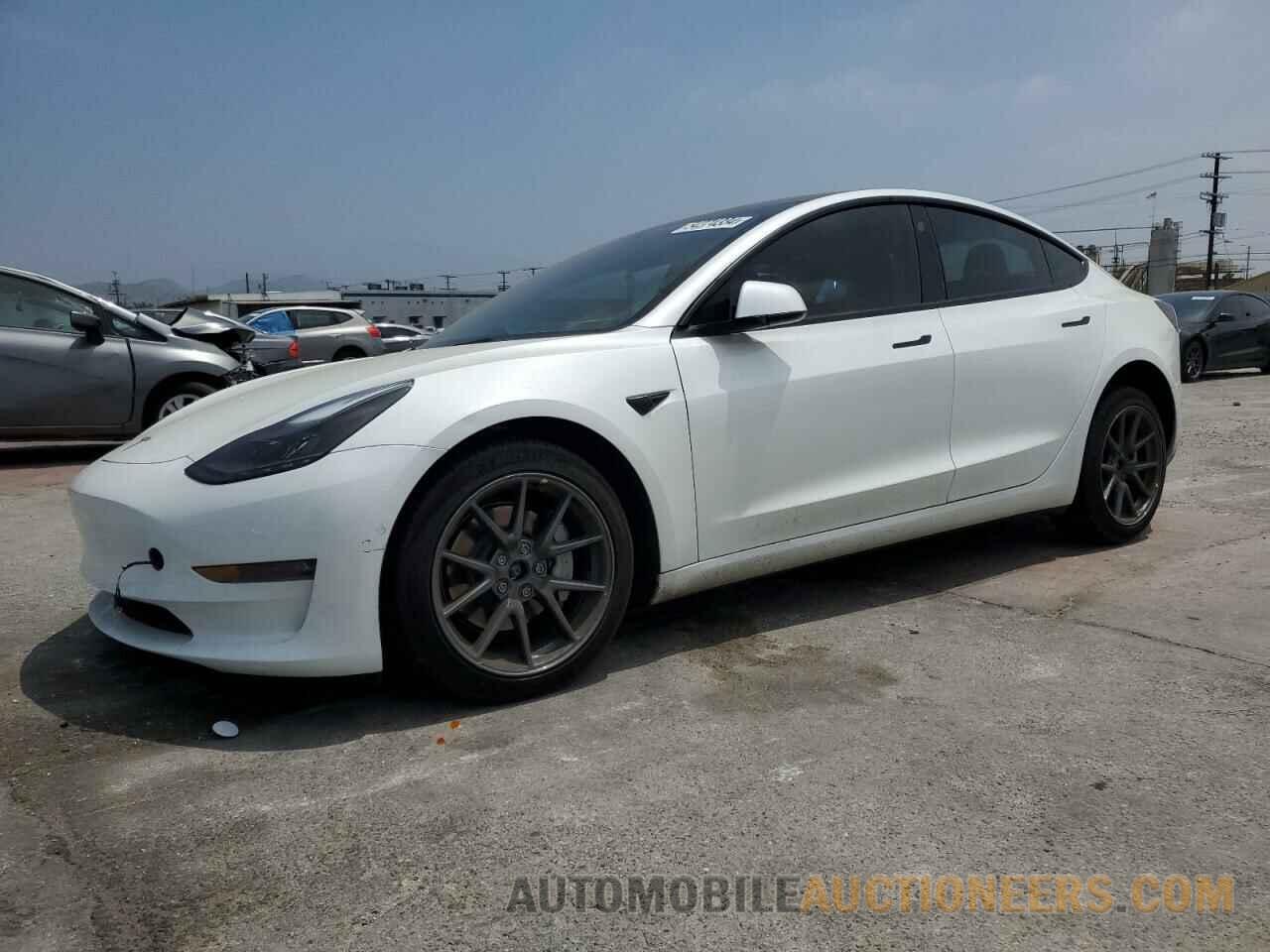 5YJ3E1EB2NF299806 TESLA MODEL 3 2022