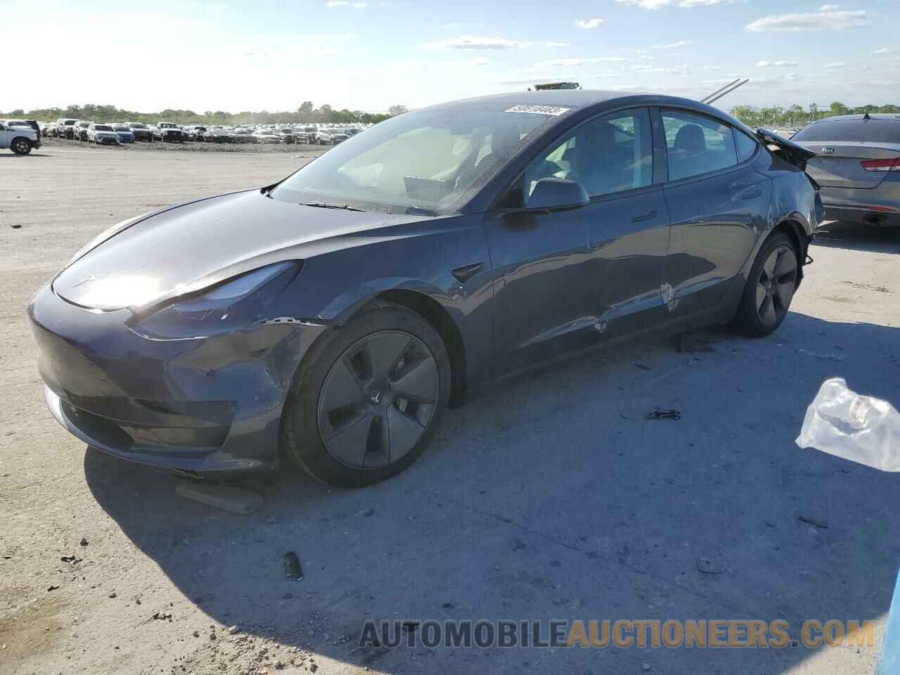 5YJ3E1EB2NF323828 TESLA MODEL 3 2022