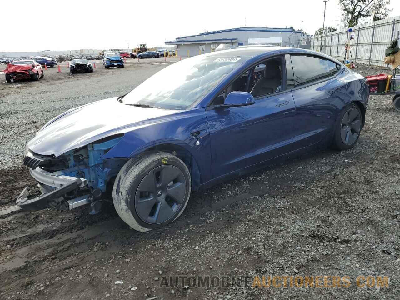 5YJ3E1EB2NF332318 TESLA MODEL 3 2022