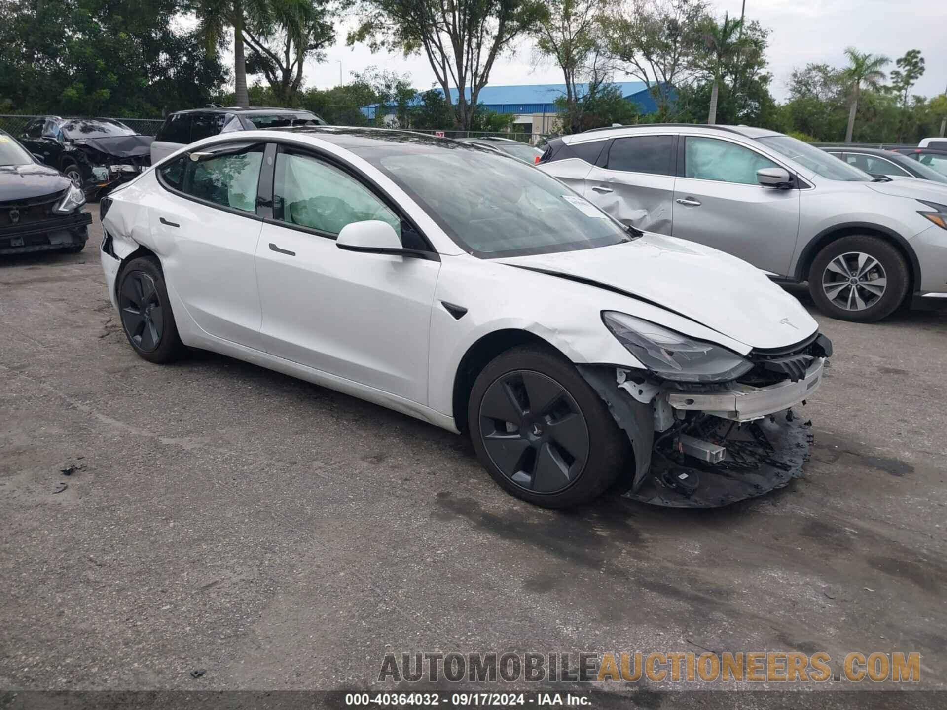 5YJ3E1EB2NF335266 TESLA MODEL 3 2022