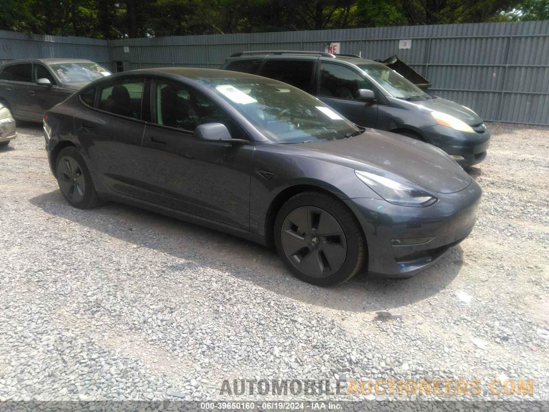 5YJ3E1EB2PF633240 TESLA MODEL 3 2023