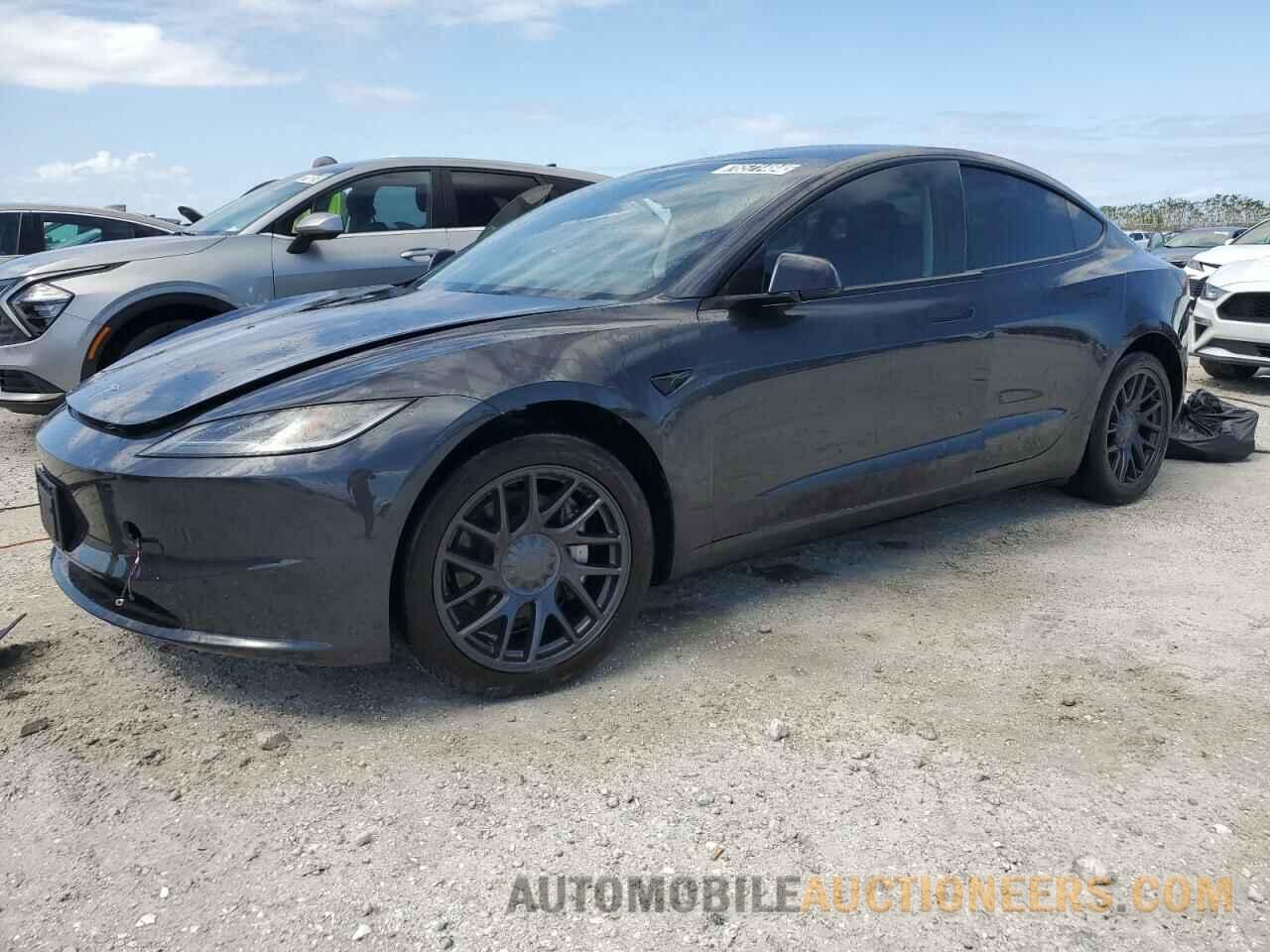 5YJ3E1EB2RF722552 TESLA MODEL 3 2024