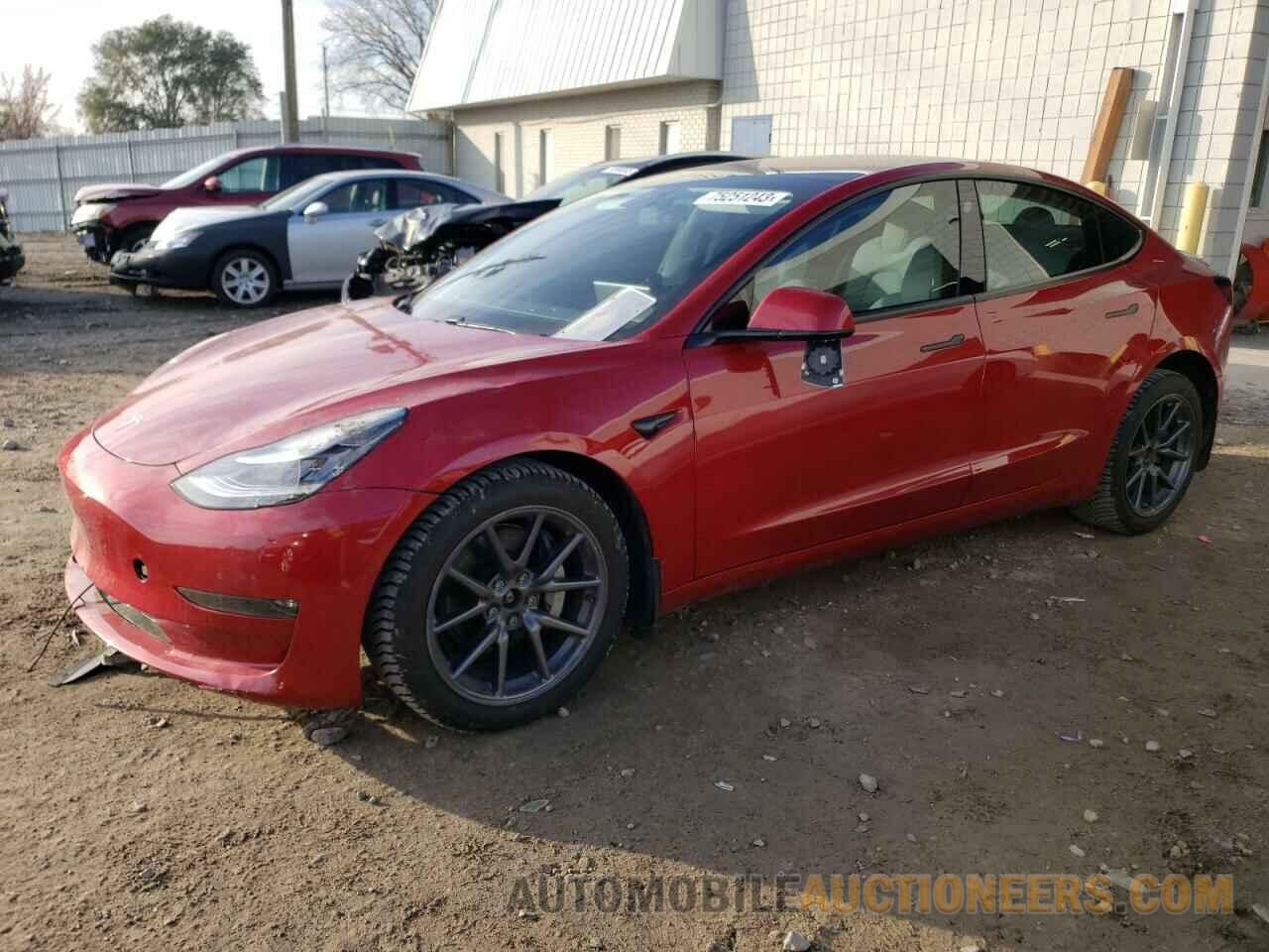 5YJ3E1EB3JF075096 TESLA MODEL 3 2018