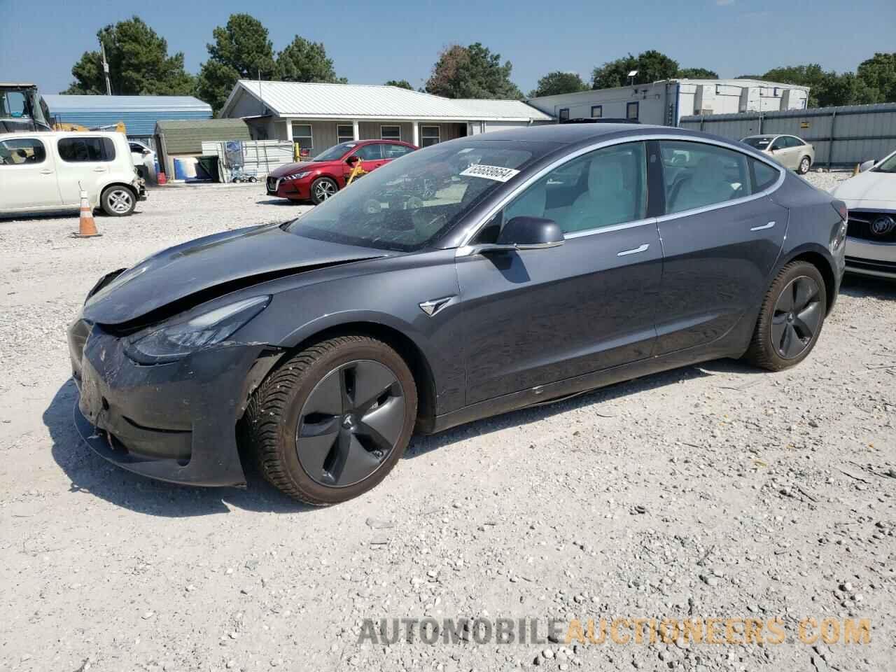 5YJ3E1EB3JF085661 TESLA MODEL 3 2018