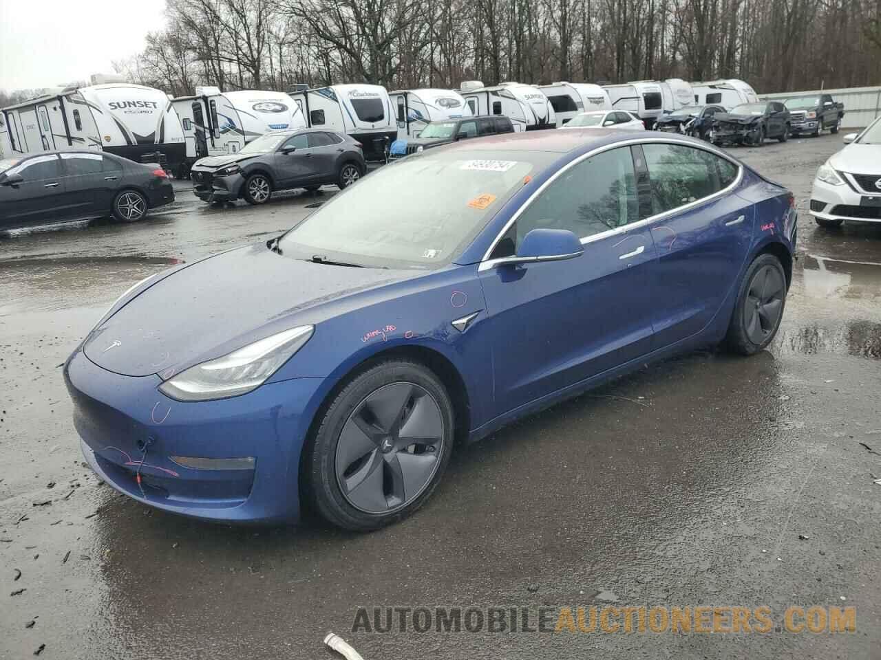 5YJ3E1EB3JF090066 TESLA MODEL 3 2018