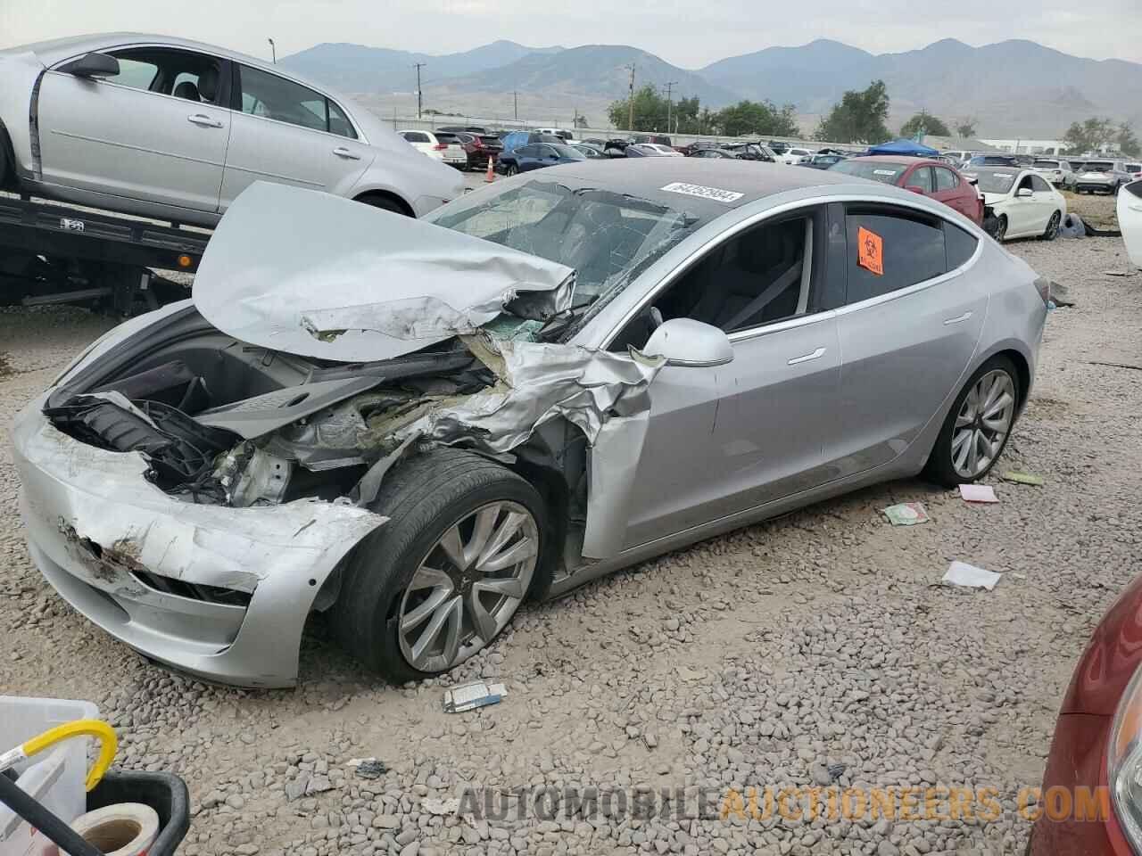 5YJ3E1EB3JF091217 TESLA MODEL 3 2018