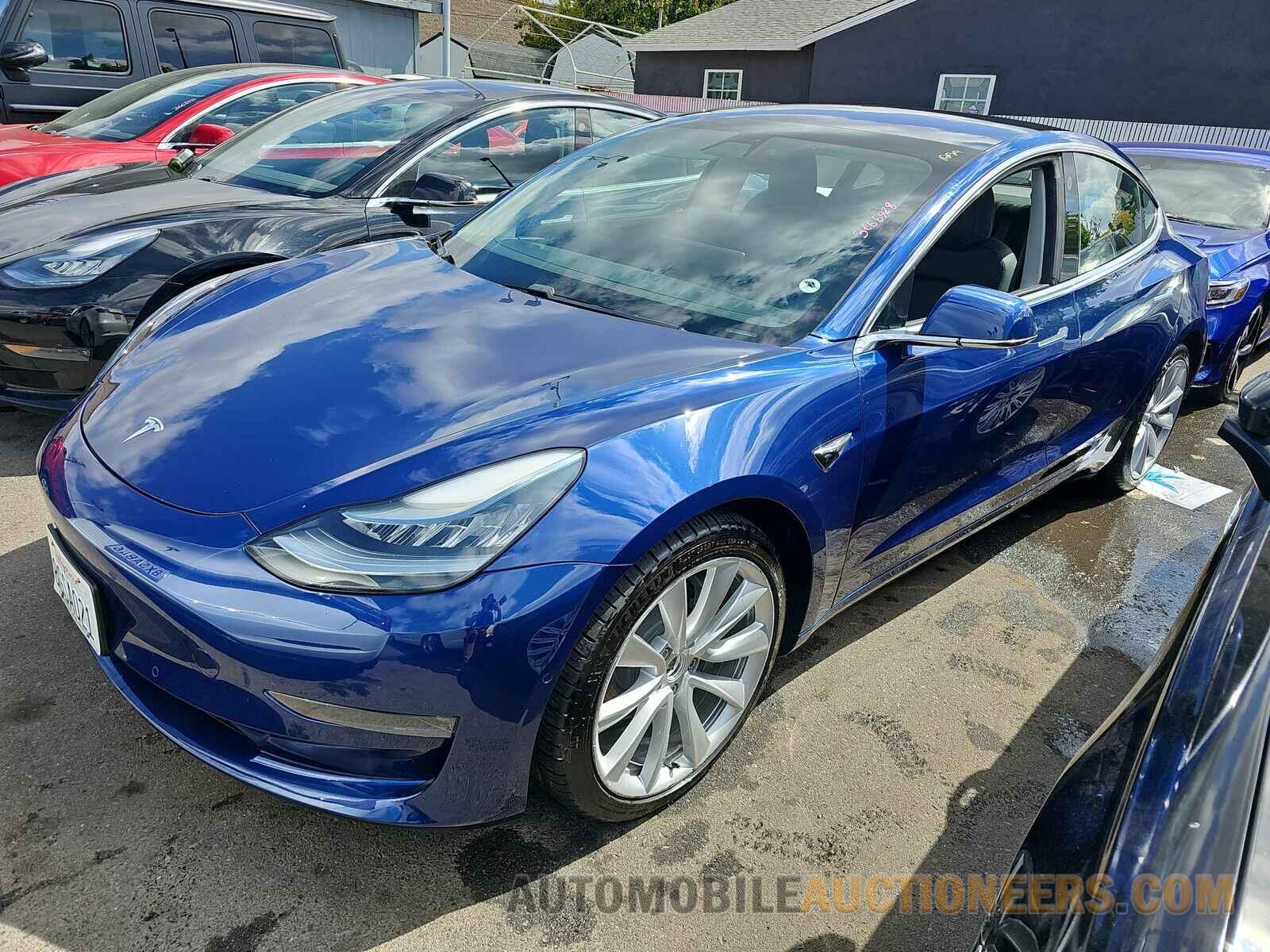 5YJ3E1EB3JF091945 Tesla Model 3 2018