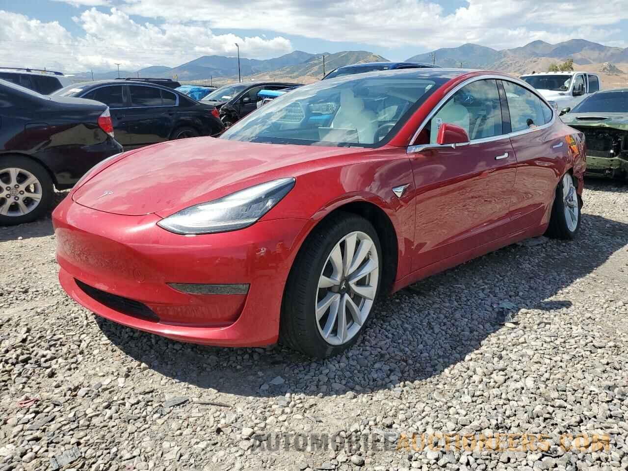 5YJ3E1EB3JF097583 TESLA MODEL 3 2018