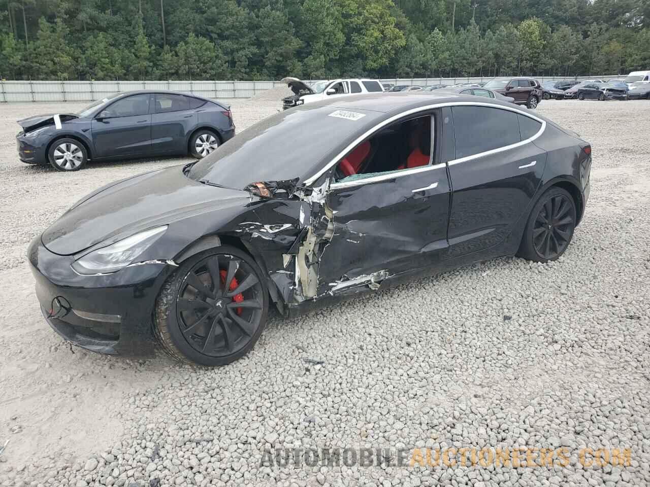 5YJ3E1EB3JF106606 TESLA MODEL 3 2018