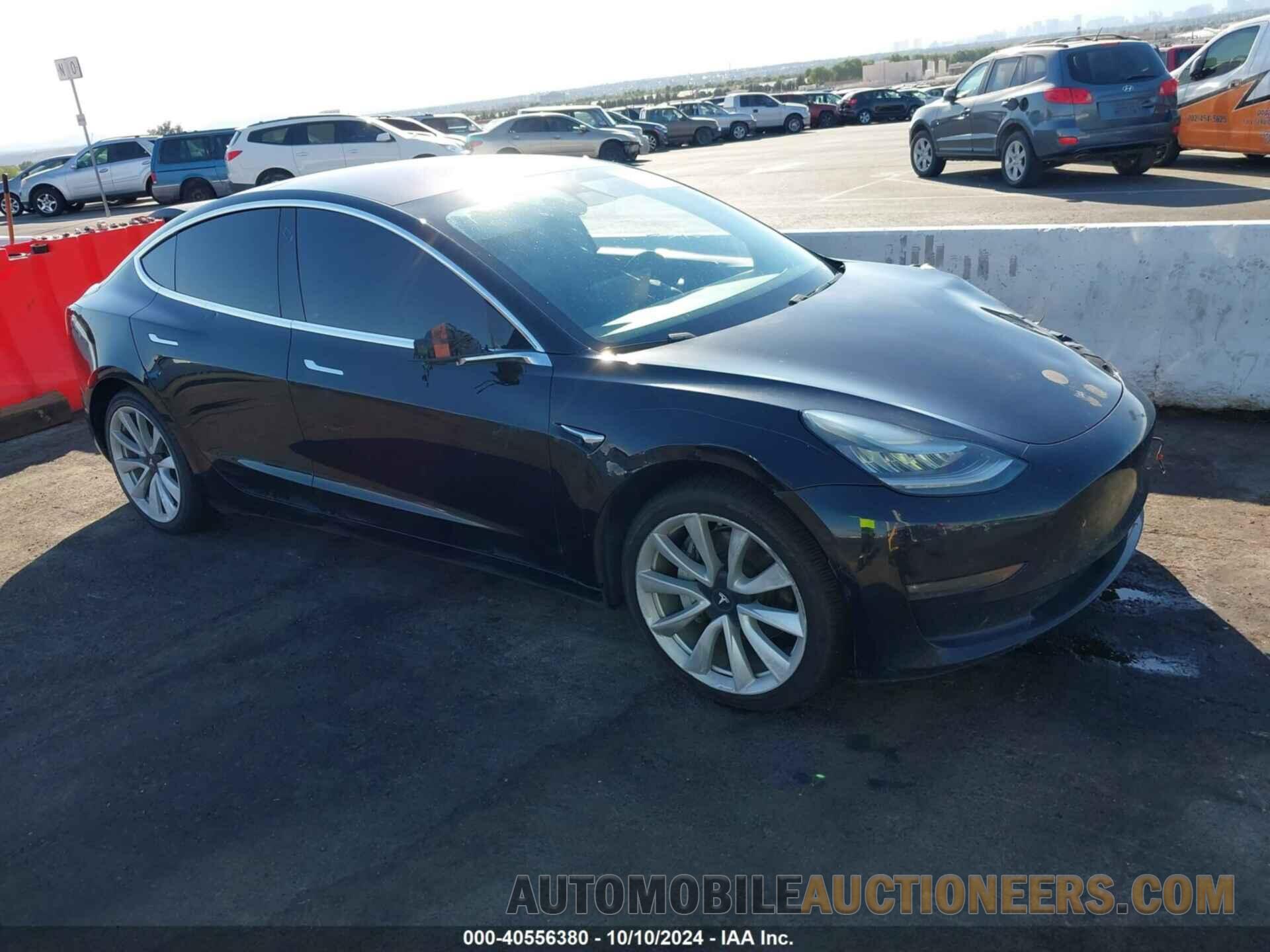 5YJ3E1EB3JF110042 TESLA MODEL 3 2018