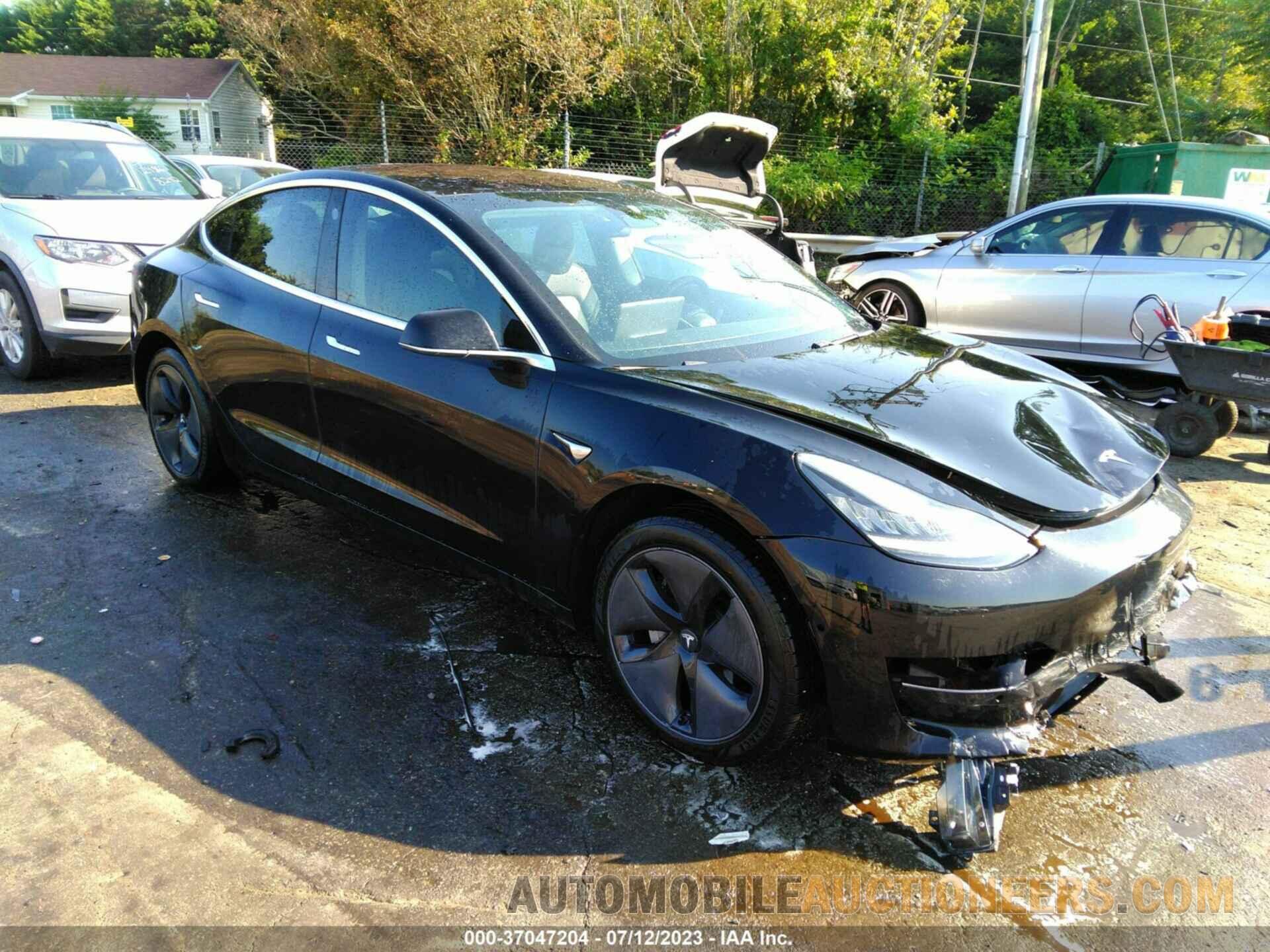 5YJ3E1EB3JF118903 TESLA MODEL 3 2018