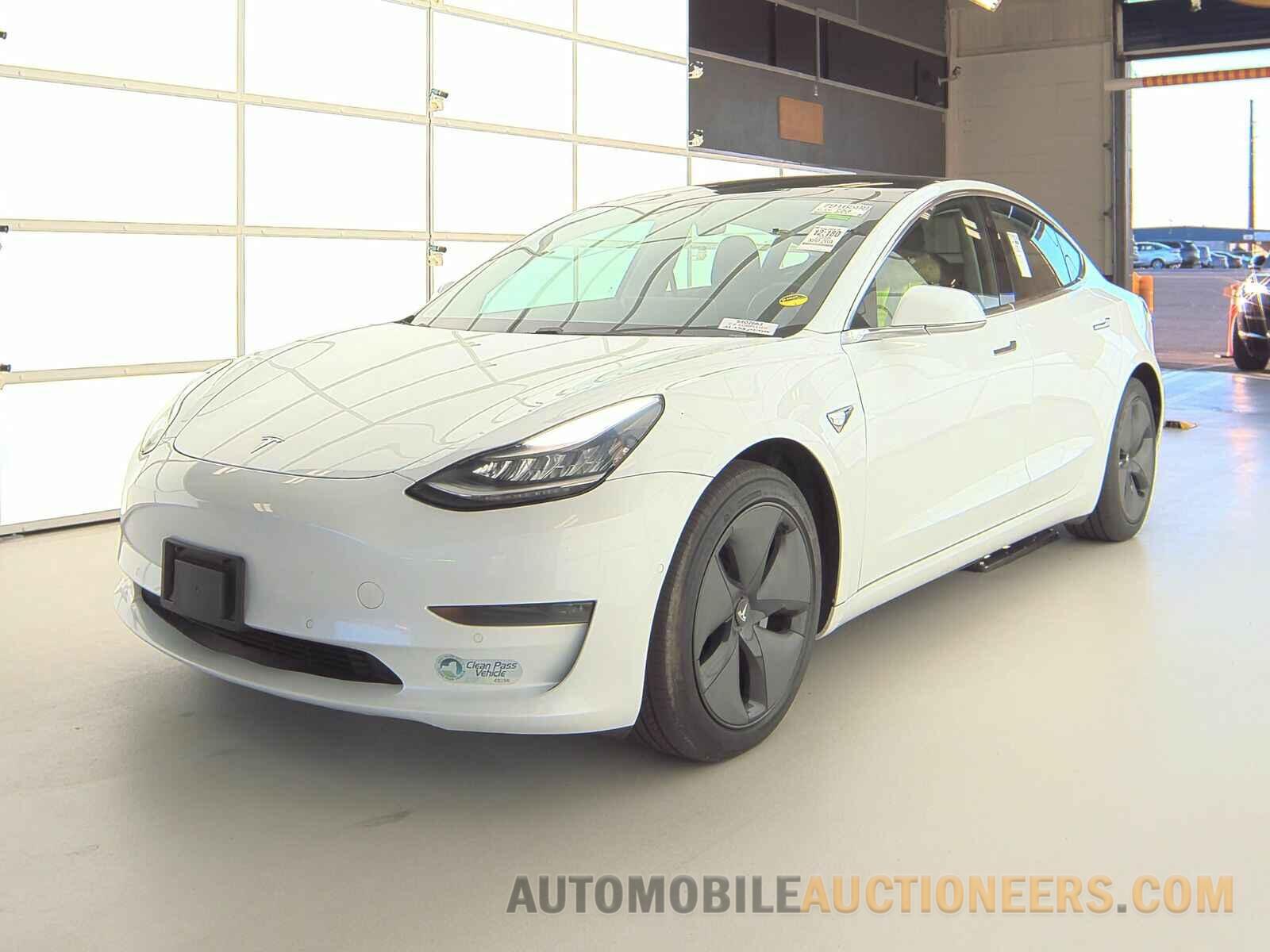 5YJ3E1EB3JF131151 Tesla Model 3 2018